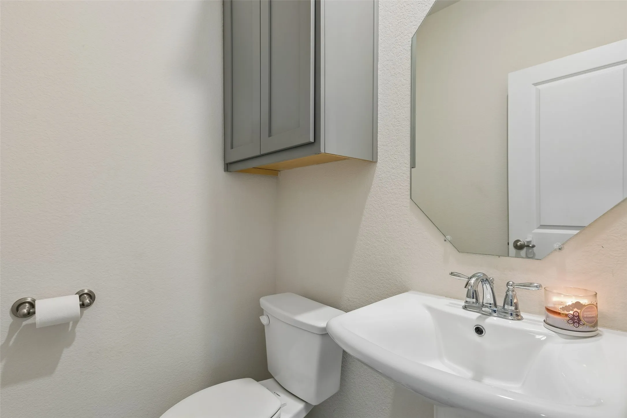 Single Family Residence For Sale in Collin County , 232 Penn Street, Anna, Texas 75409, 4 Bedroom, 4 Bathroom, 2 Garage spaces, 2,821 Sqft, built in 2023, mls#21304695, Real Estate Agent in Anna, Homes For Sale in Collin county, Homes For Sale in Anna, Realtor in Anna Texas, Real Estate Brokerage Independent Realty Texas, Luminita Cordes Realtor