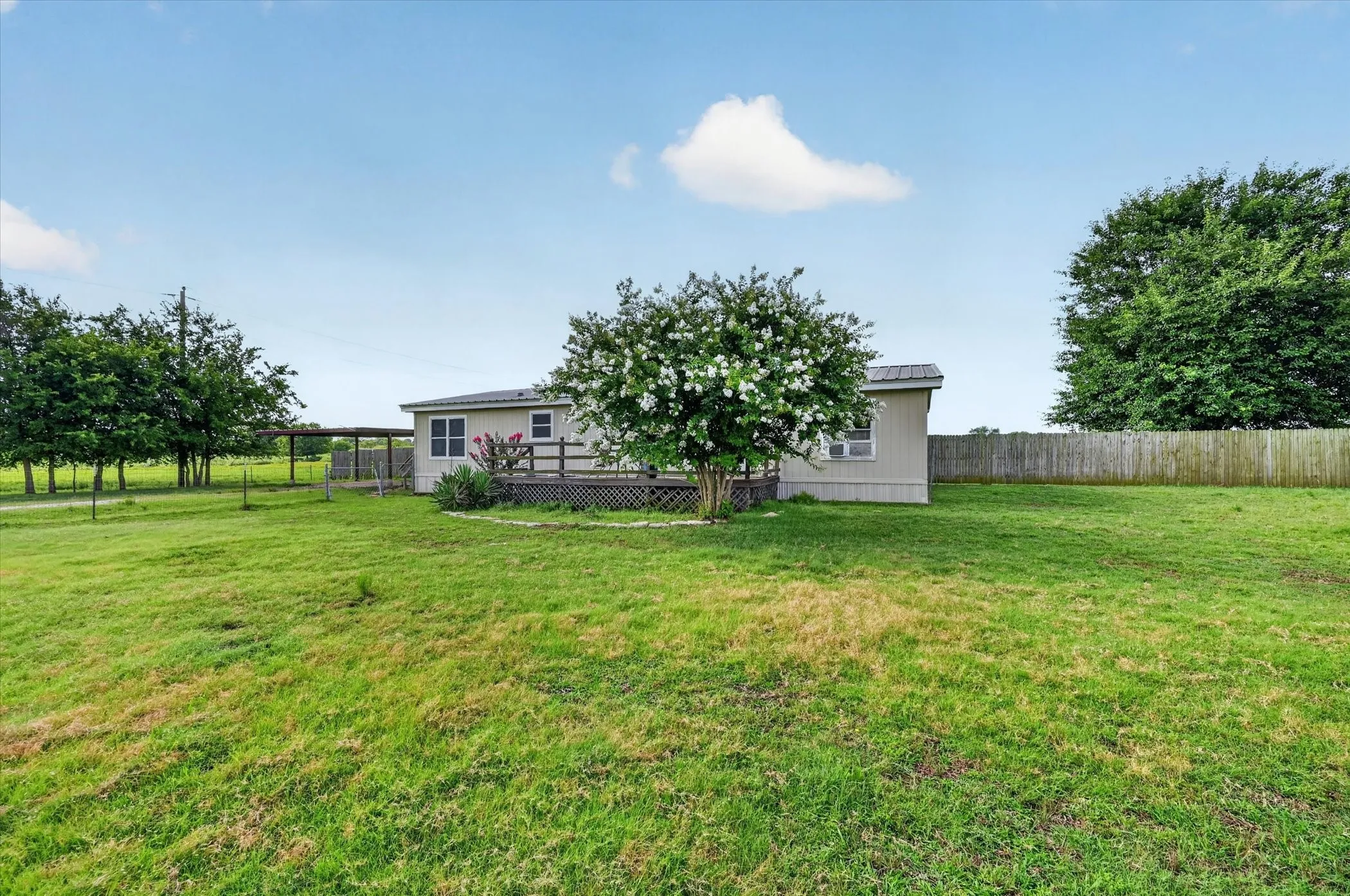 Mobile Home For Sale in Johnson County , 8316 County Road 508, Alvarado, Texas 76009, 3 Bedroom, 2 Bathroom, Garage spaces, 1,568 Sqft, built in 1994, mls#21298393, Real Estate Agent in Alvarado, Homes For Sale in Johnson county, Homes For Sale in Alvarado, Realtor in Alvarado Texas, Real Estate Brokerage Independent Realty Texas, Luminita Cordes Realtor