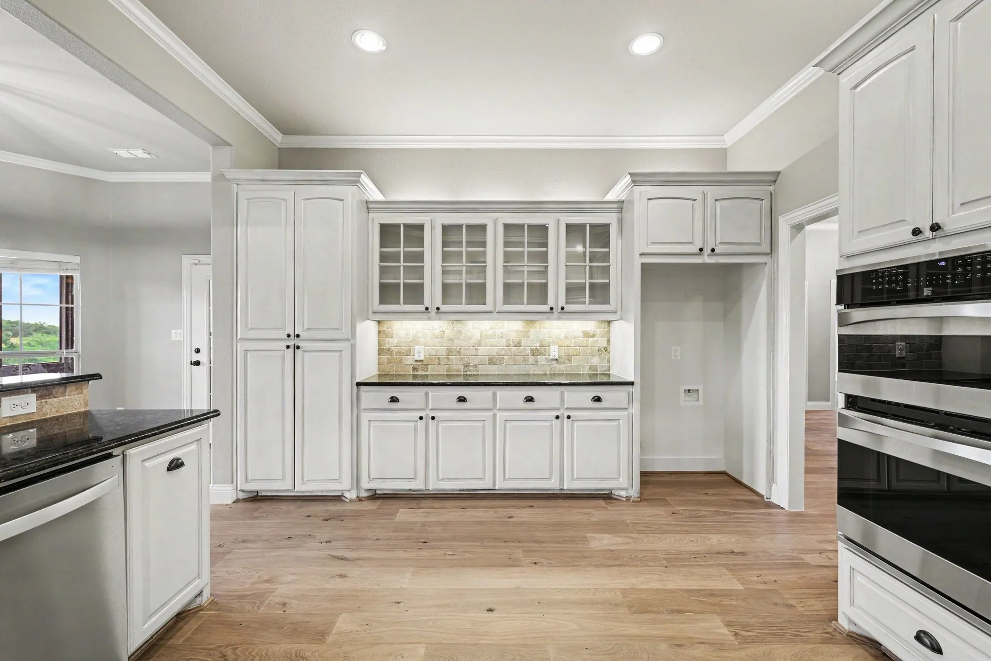 Single Family Residence For Sale in Grayson County , 2016 Fox Bend Trace, Gunter, Texas 75058, 4 Bedroom, 4 Bathroom, 3 Garage spaces, 3,308 Sqft, built in 2014, mls#21310646, Real Estate Agent in Gunter, Homes For Sale in Grayson county, Homes For Sale in Gunter, Realtor in Gunter Texas, Real Estate Brokerage Independent Realty Texas, Luminita Cordes Realtor