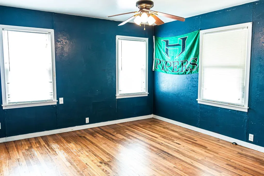Single Family Residence For Sale in Jones County , 325 NW Avenue I, Hamlin, Texas 79520, 3 Bedroom, 2 Bathroom, Garage spaces, 1,210 Sqft, built in 1950, mls#21311359, Real Estate Agent in Hamlin, Homes For Sale in Jones county, Homes For Sale in Hamlin, Realtor in Hamlin Texas, Real Estate Brokerage Independent Realty Texas, Luminita Cordes Realtor