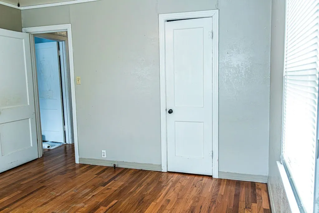 Single Family Residence For Sale in Jones County , 325 NW Avenue I, Hamlin, Texas 79520, 3 Bedroom, 2 Bathroom, Garage spaces, 1,210 Sqft, built in 1950, mls#21311359, Real Estate Agent in Hamlin, Homes For Sale in Jones county, Homes For Sale in Hamlin, Realtor in Hamlin Texas, Real Estate Brokerage Independent Realty Texas, Luminita Cordes Realtor