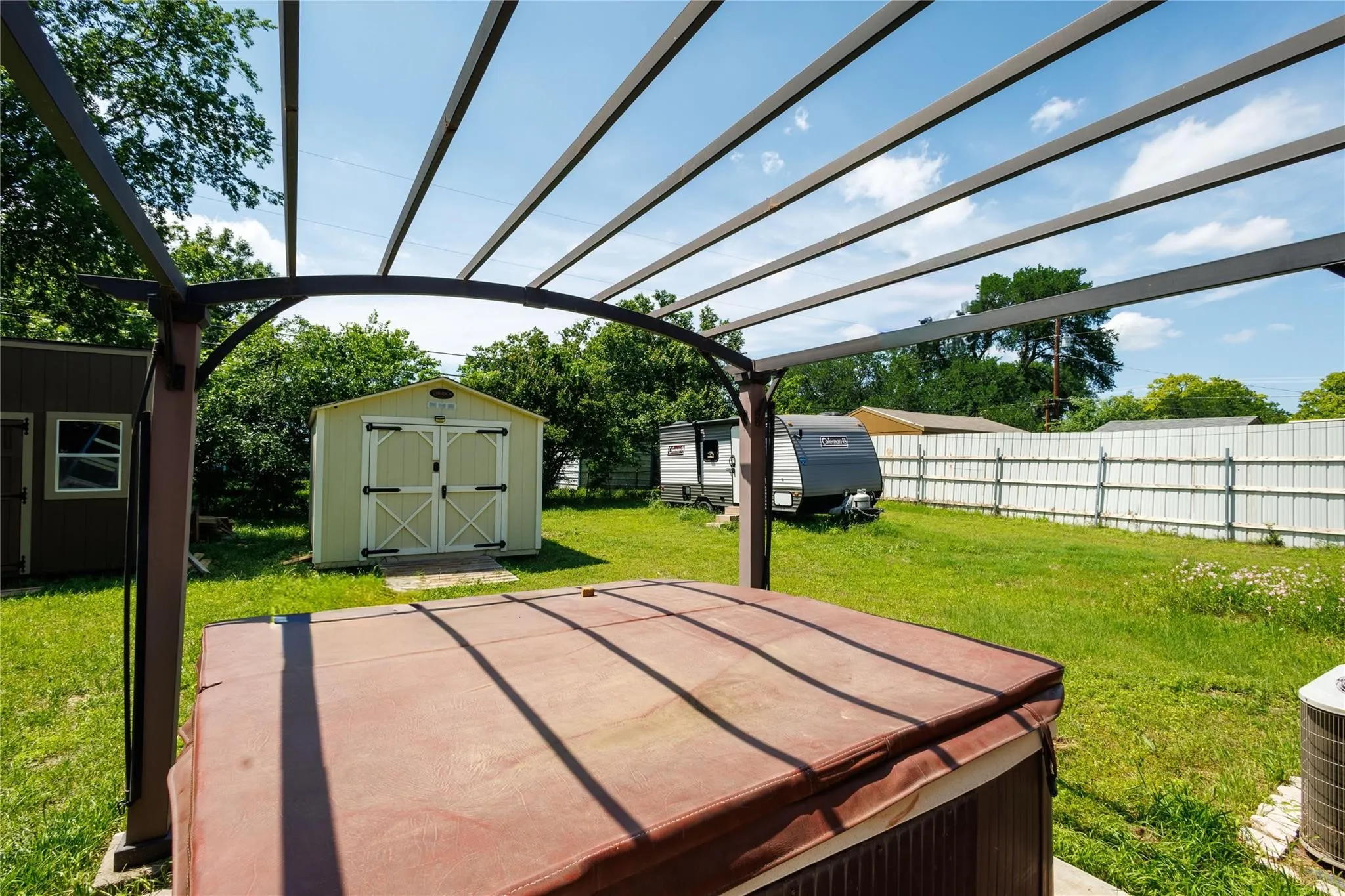 Single Family Residence For Rent in Tarrant County , 104 Richard Lane, Azle, Texas 76020, 3 Bedroom, 2 Bathroom, 2 Garage spaces, 1,248 Sqft, built in 2017, mls#21311416, Real Estate Agent in Azle, Homes For Rent in Tarrant county, Homes For Rent in Azle, Realtor in Azle Texas, Real Estate Brokerage Independent Realty Texas, Luminita Cordes Realtor