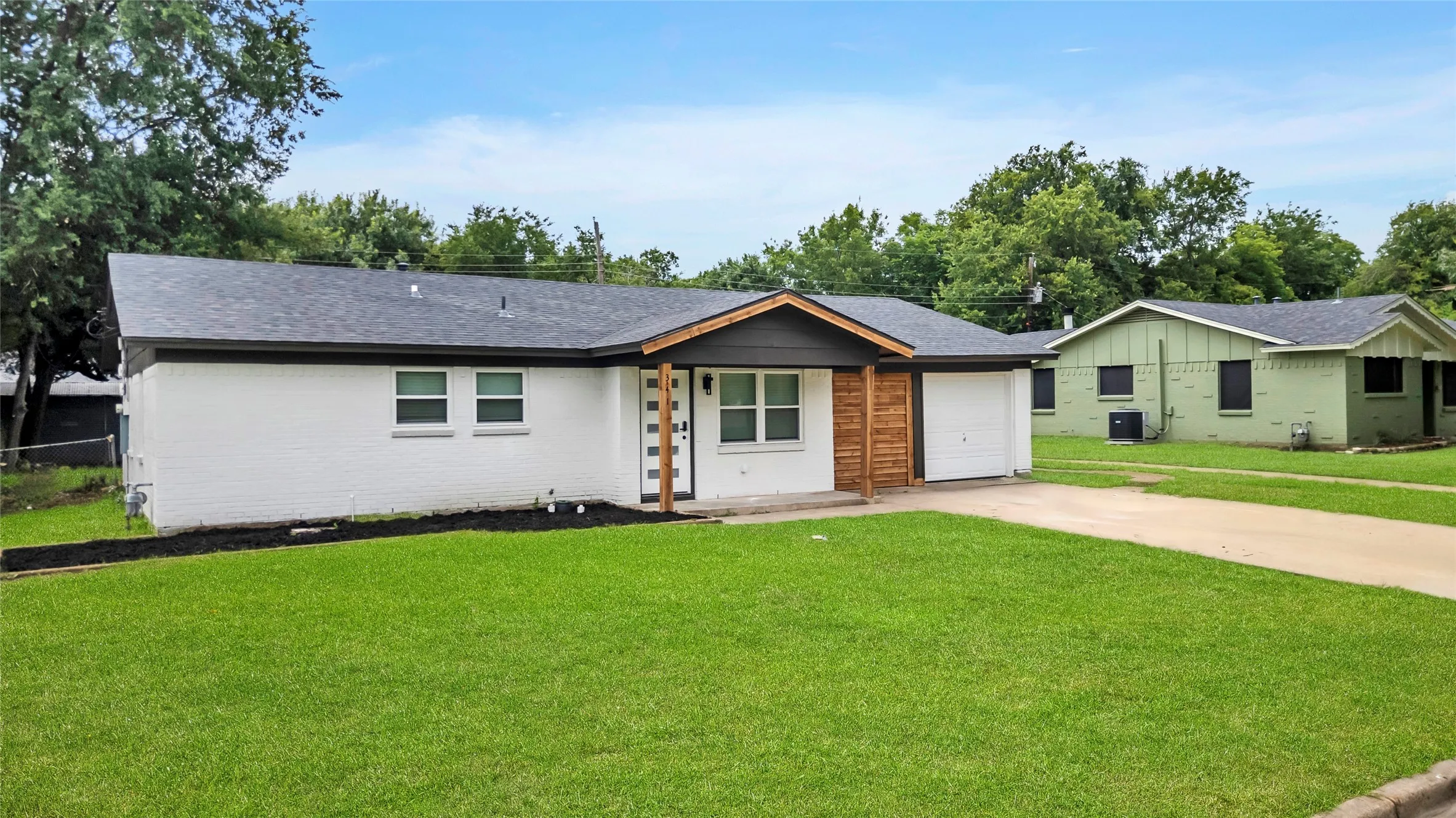 Single Family Residence For Sale in Johnson County , 341 Lena Lane, Burleson, Texas 76028, 4 Bedroom, 2 Bathroom, Garage spaces, 1,557 Sqft, built in 1962, mls#21311422, Real Estate Agent in Burleson, Homes For Sale in Johnson county, Homes For Sale in Burleson, Realtor in Burleson Texas, Real Estate Brokerage Independent Realty Texas, Luminita Cordes Realtor