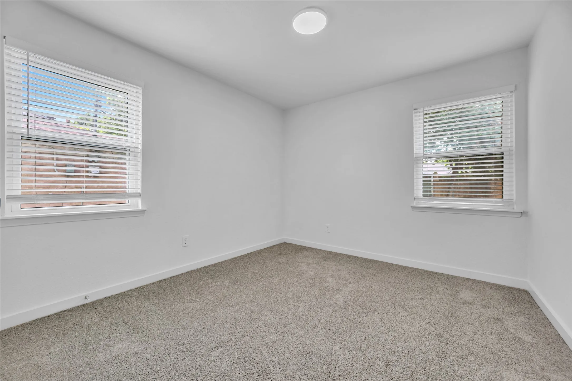 Single Family Residence For Sale in Johnson County , 341 Lena Lane, Burleson, Texas 76028, 4 Bedroom, 2 Bathroom, Garage spaces, 1,557 Sqft, built in 1962, mls#21311422, Real Estate Agent in Burleson, Homes For Sale in Johnson county, Homes For Sale in Burleson, Realtor in Burleson Texas, Real Estate Brokerage Independent Realty Texas, Luminita Cordes Realtor