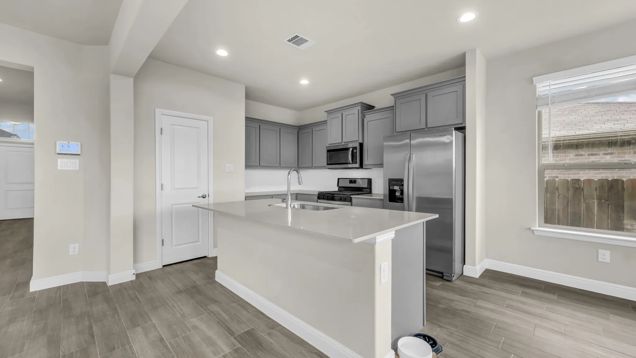 Single Family Residence For Sale in Parker County , 2328 Briscoe Ranch Drive, Weatherford, Texas 76087, 3 Bedroom, 2 Bathroom, 2 Garage spaces, 1,676 Sqft, built in 2022, mls#21310244, Real Estate Agent in Weatherford, Homes For Sale in Parker county, Homes For Sale in Weatherford, Realtor in Weatherford Texas, Real Estate Brokerage Independent Realty Texas, Luminita Cordes Realtor