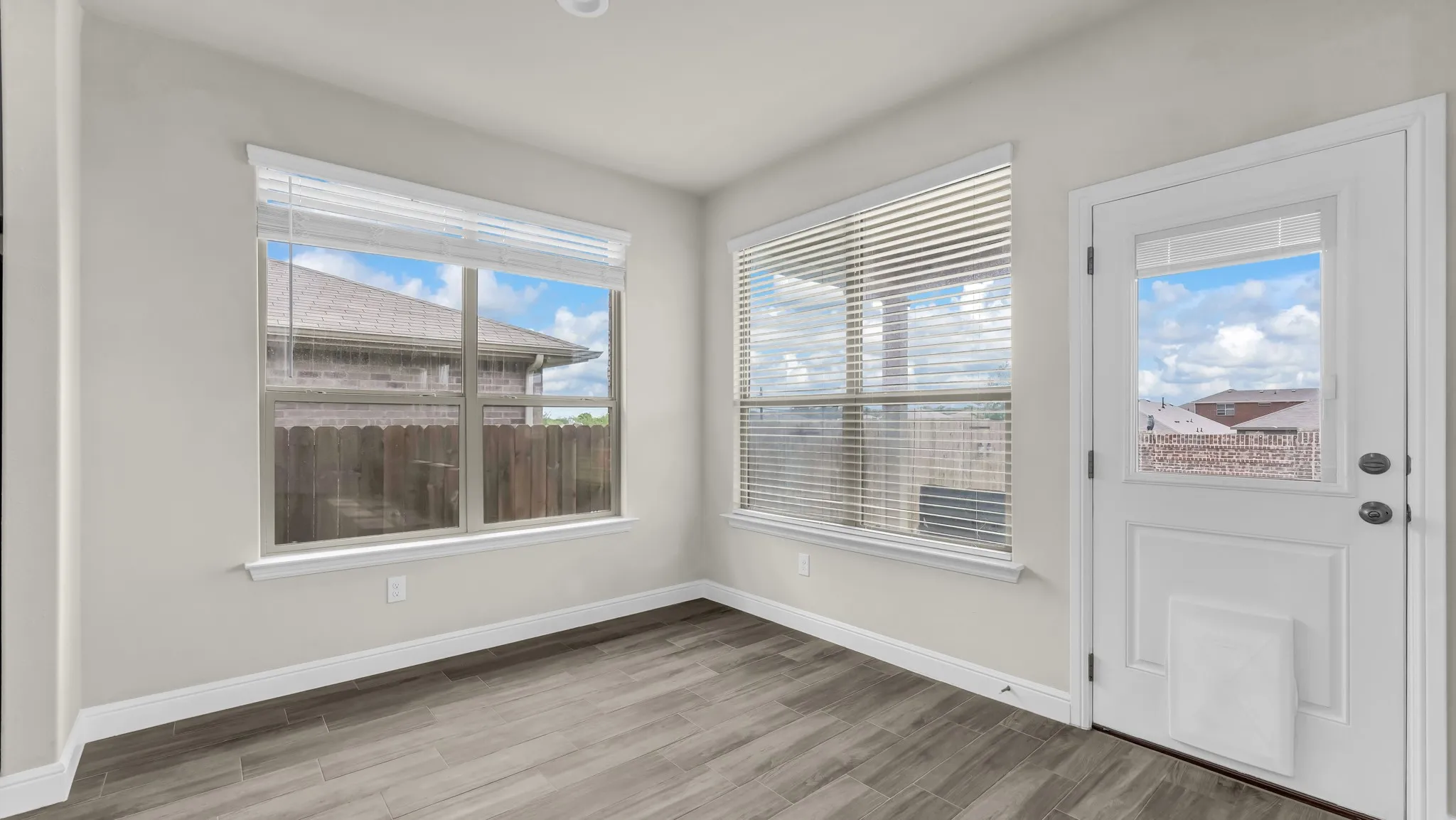 Single Family Residence For Sale in Parker County , 2328 Briscoe Ranch Drive, Weatherford, Texas 76087, 3 Bedroom, 2 Bathroom, 2 Garage spaces, 1,676 Sqft, built in 2022, mls#21310244, Real Estate Agent in Weatherford, Homes For Sale in Parker county, Homes For Sale in Weatherford, Realtor in Weatherford Texas, Real Estate Brokerage Independent Realty Texas, Luminita Cordes Realtor