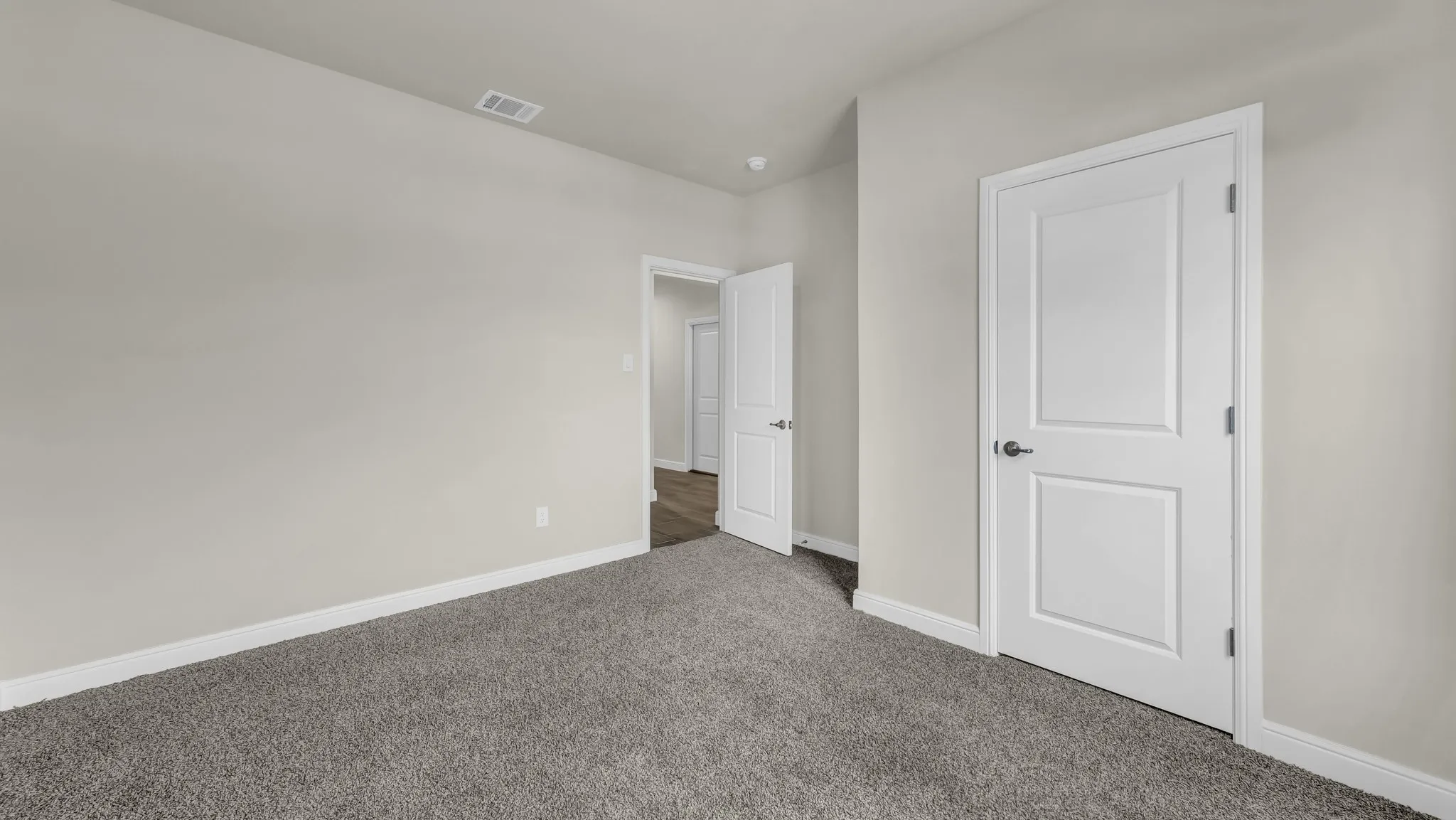 Single Family Residence For Sale in Parker County , 2328 Briscoe Ranch Drive, Weatherford, Texas 76087, 3 Bedroom, 2 Bathroom, 2 Garage spaces, 1,676 Sqft, built in 2022, mls#21310244, Real Estate Agent in Weatherford, Homes For Sale in Parker county, Homes For Sale in Weatherford, Realtor in Weatherford Texas, Real Estate Brokerage Independent Realty Texas, Luminita Cordes Realtor