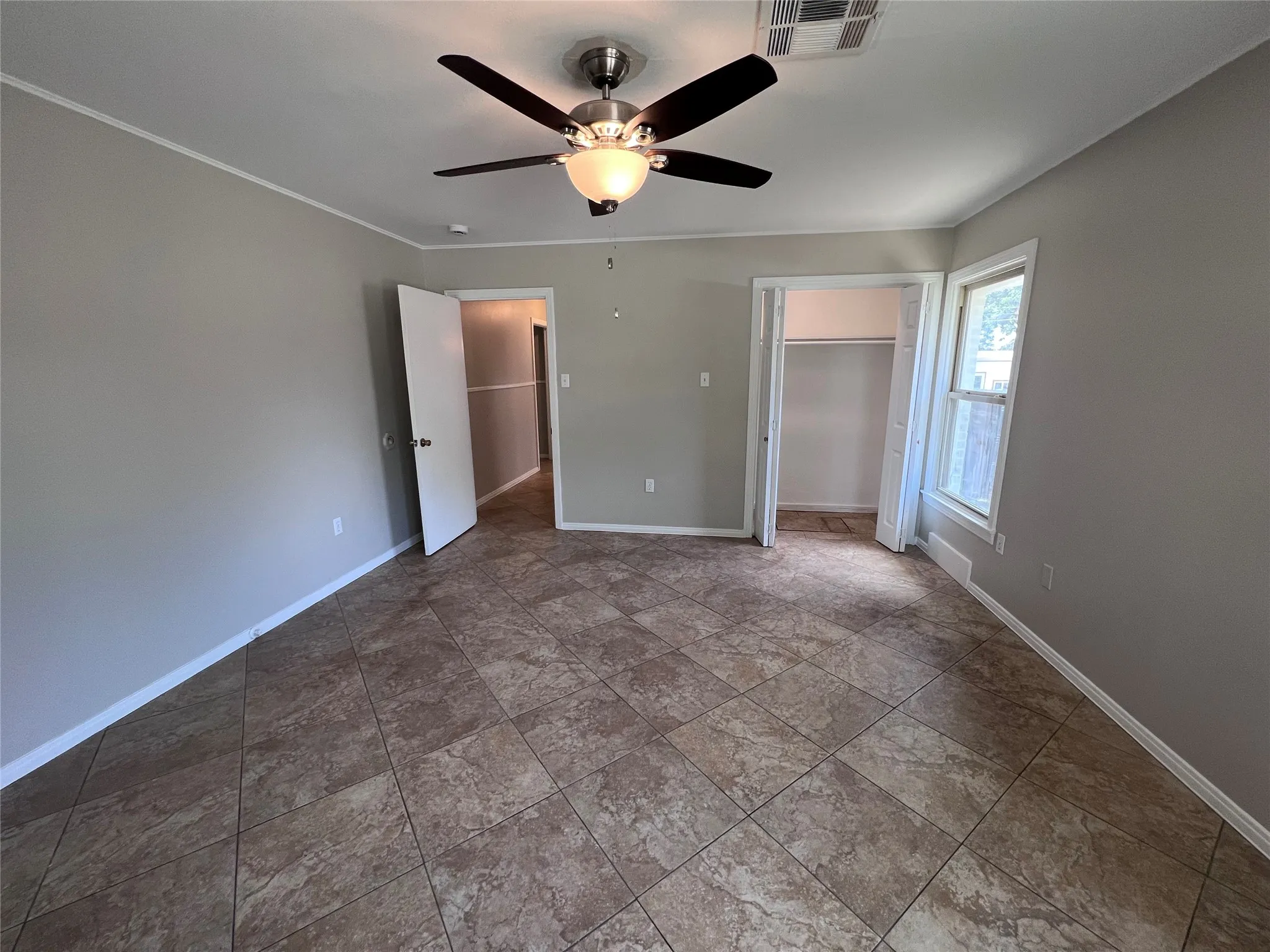 Single Family Residence For Sale in Mc Lennan County , 3200 Proctor Avenue, Waco, Texas 76708, 3 Bedroom, 2 Bathroom, 2 Garage spaces, 1,588 Sqft, built in 1951, mls#21310214, Real Estate Agent in Waco, Homes For Sale in Mc Lennan county, Homes For Sale in Waco, Realtor in Waco Texas, Real Estate Brokerage Independent Realty Texas, Luminita Cordes Realtor