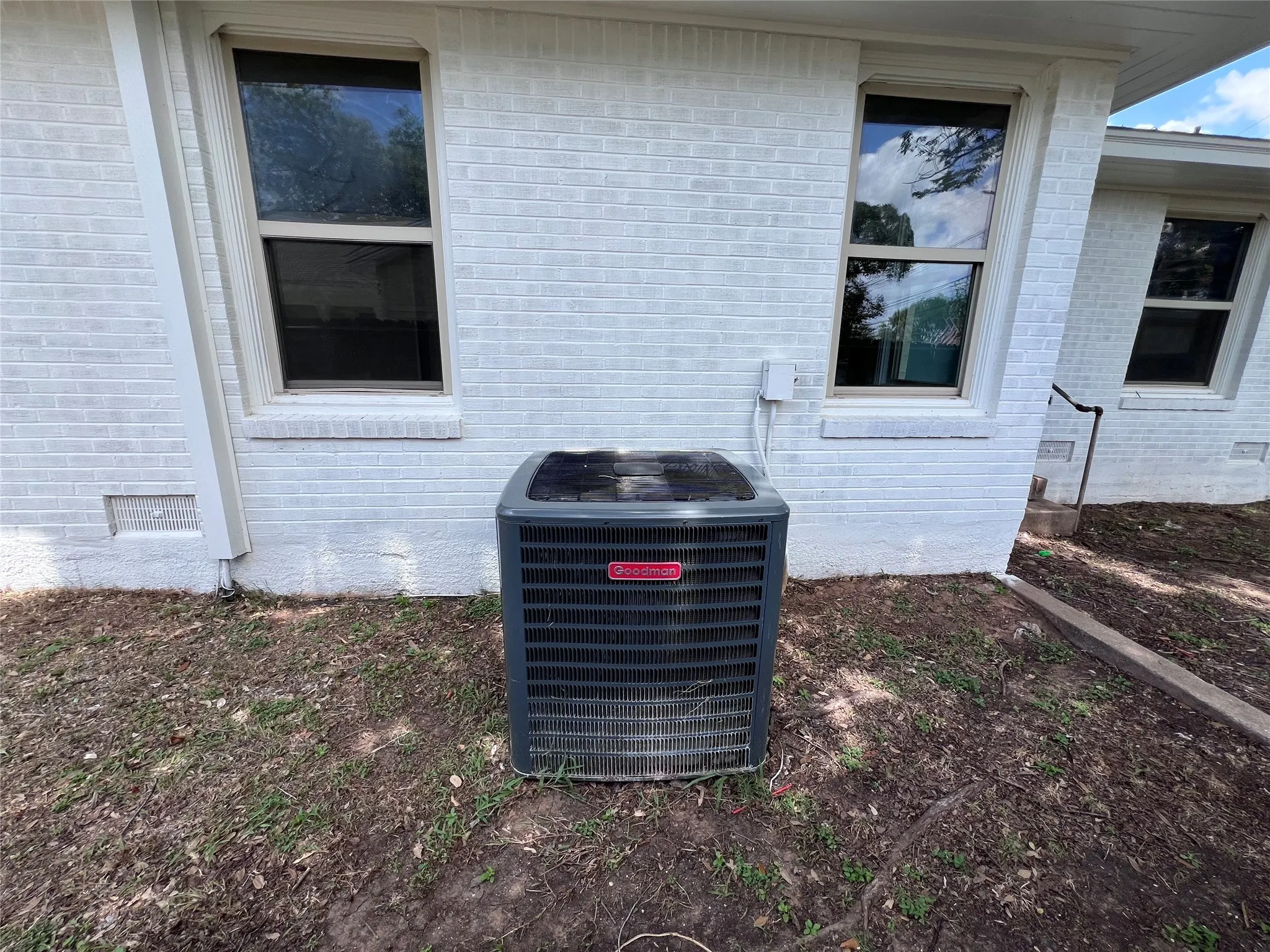 Single Family Residence For Sale in Mc Lennan County , 3200 Proctor Avenue, Waco, Texas 76708, 3 Bedroom, 2 Bathroom, 2 Garage spaces, 1,588 Sqft, built in 1951, mls#21310214, Real Estate Agent in Waco, Homes For Sale in Mc Lennan county, Homes For Sale in Waco, Realtor in Waco Texas, Real Estate Brokerage Independent Realty Texas, Luminita Cordes Realtor