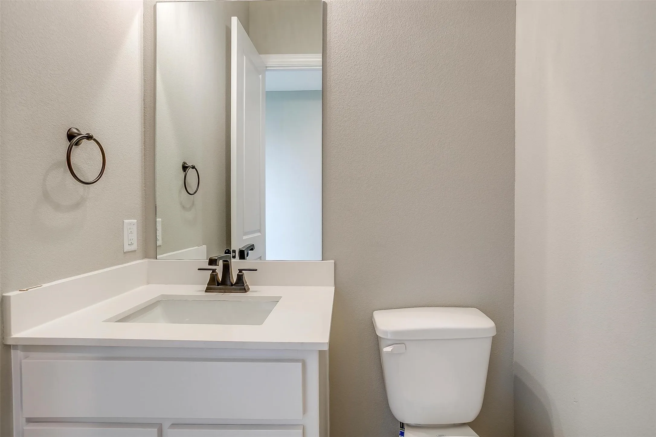 Single Family Residence For Sale in Tarrant County , 991 Hulen, Crowley, Texas 76036, 3 Bedroom, 3 Bathroom, 2 Garage spaces, 2,245 Sqft, built in 2023, mls#21311456, Real Estate Agent in Crowley, Homes For Sale in Tarrant county, Homes For Sale in Crowley, Realtor in Crowley Texas, Real Estate Brokerage Independent Realty Texas, Luminita Cordes Realtor
