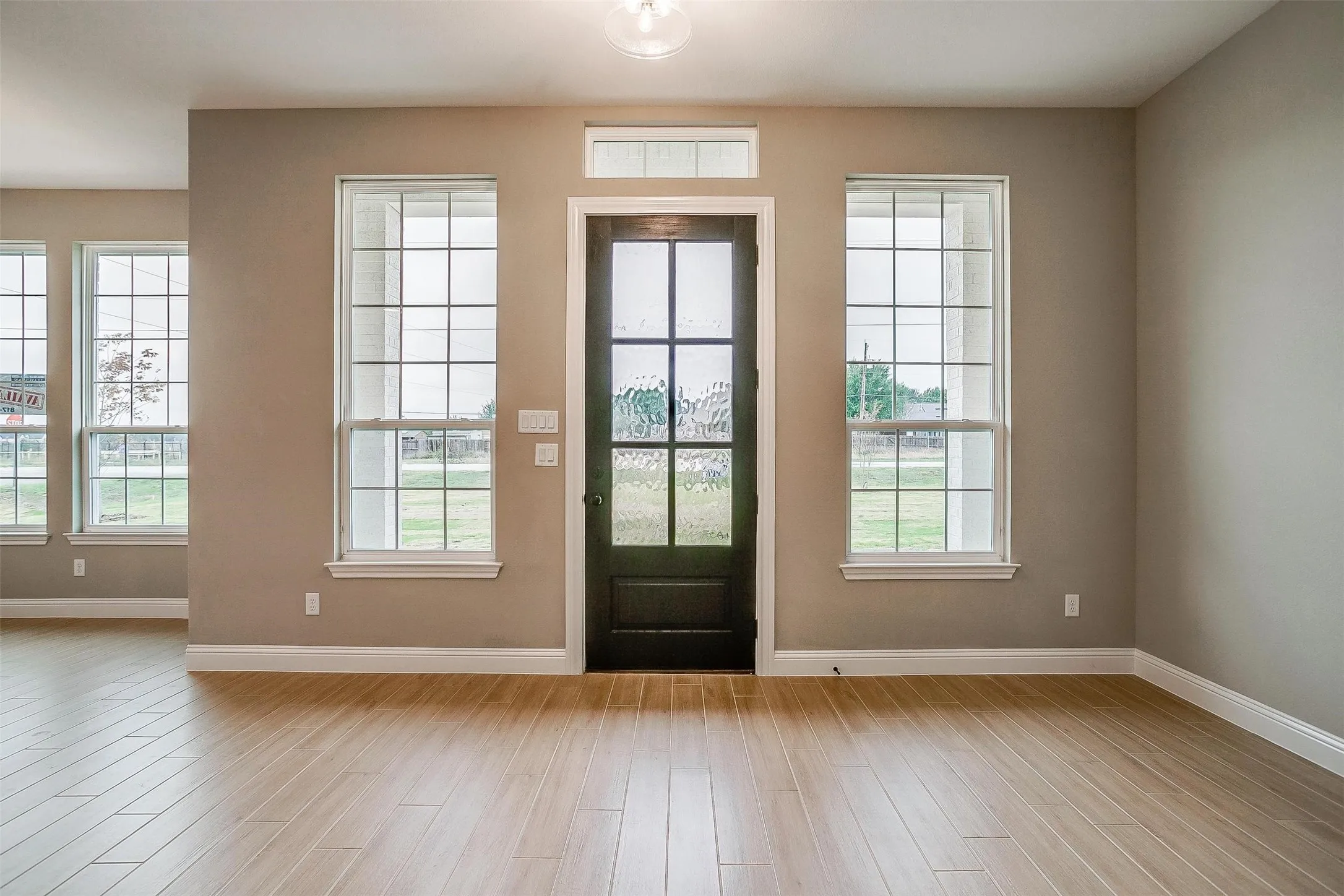 Single Family Residence For Sale in Tarrant County , 991 Hulen, Crowley, Texas 76036, 3 Bedroom, 3 Bathroom, 2 Garage spaces, 2,245 Sqft, built in 2023, mls#21311456, Real Estate Agent in Crowley, Homes For Sale in Tarrant county, Homes For Sale in Crowley, Realtor in Crowley Texas, Real Estate Brokerage Independent Realty Texas, Luminita Cordes Realtor