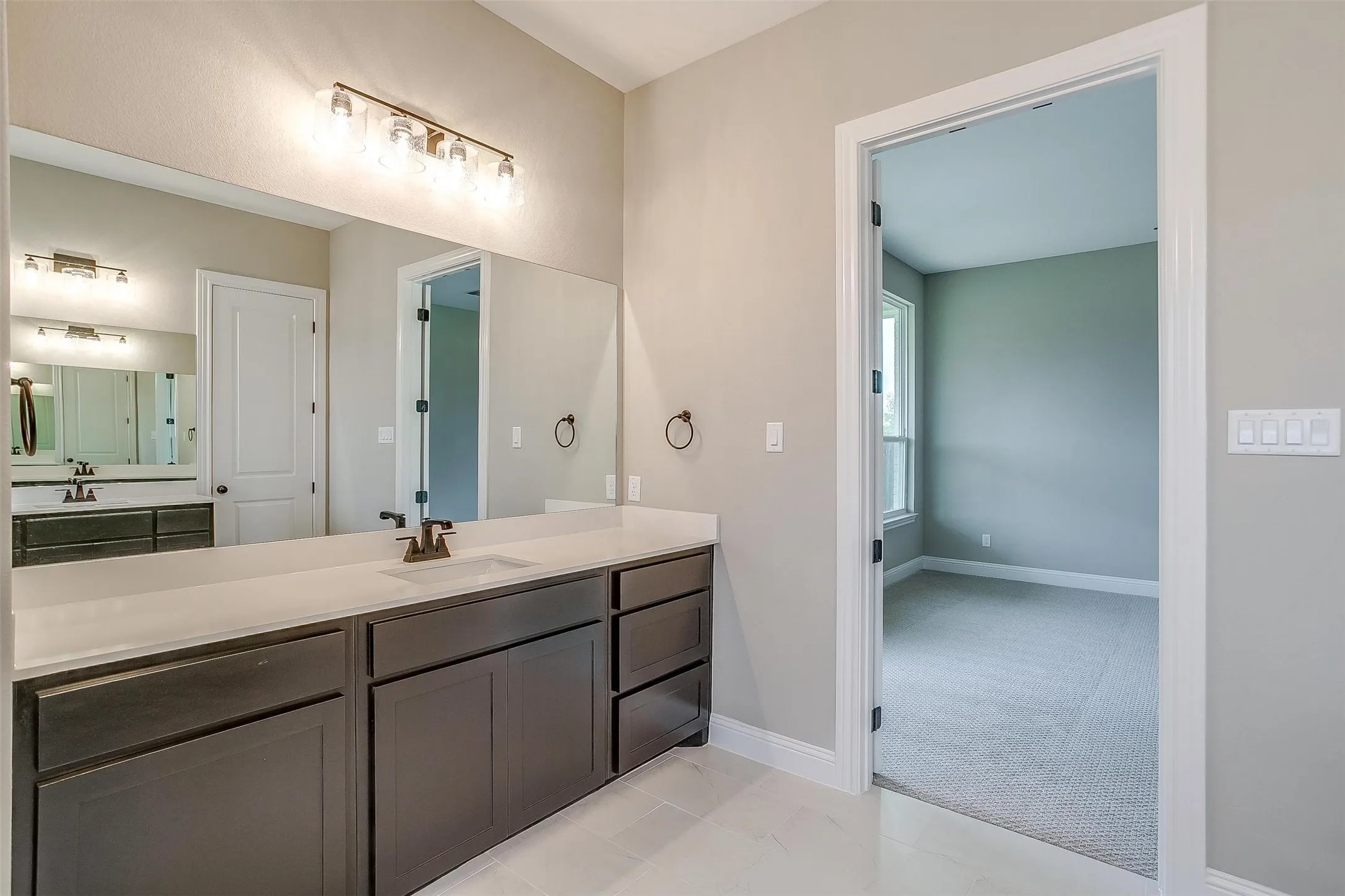 Single Family Residence For Sale in Tarrant County , 991 Hulen, Crowley, Texas 76036, 3 Bedroom, 3 Bathroom, 2 Garage spaces, 2,245 Sqft, built in 2023, mls#21311456, Real Estate Agent in Crowley, Homes For Sale in Tarrant county, Homes For Sale in Crowley, Realtor in Crowley Texas, Real Estate Brokerage Independent Realty Texas, Luminita Cordes Realtor