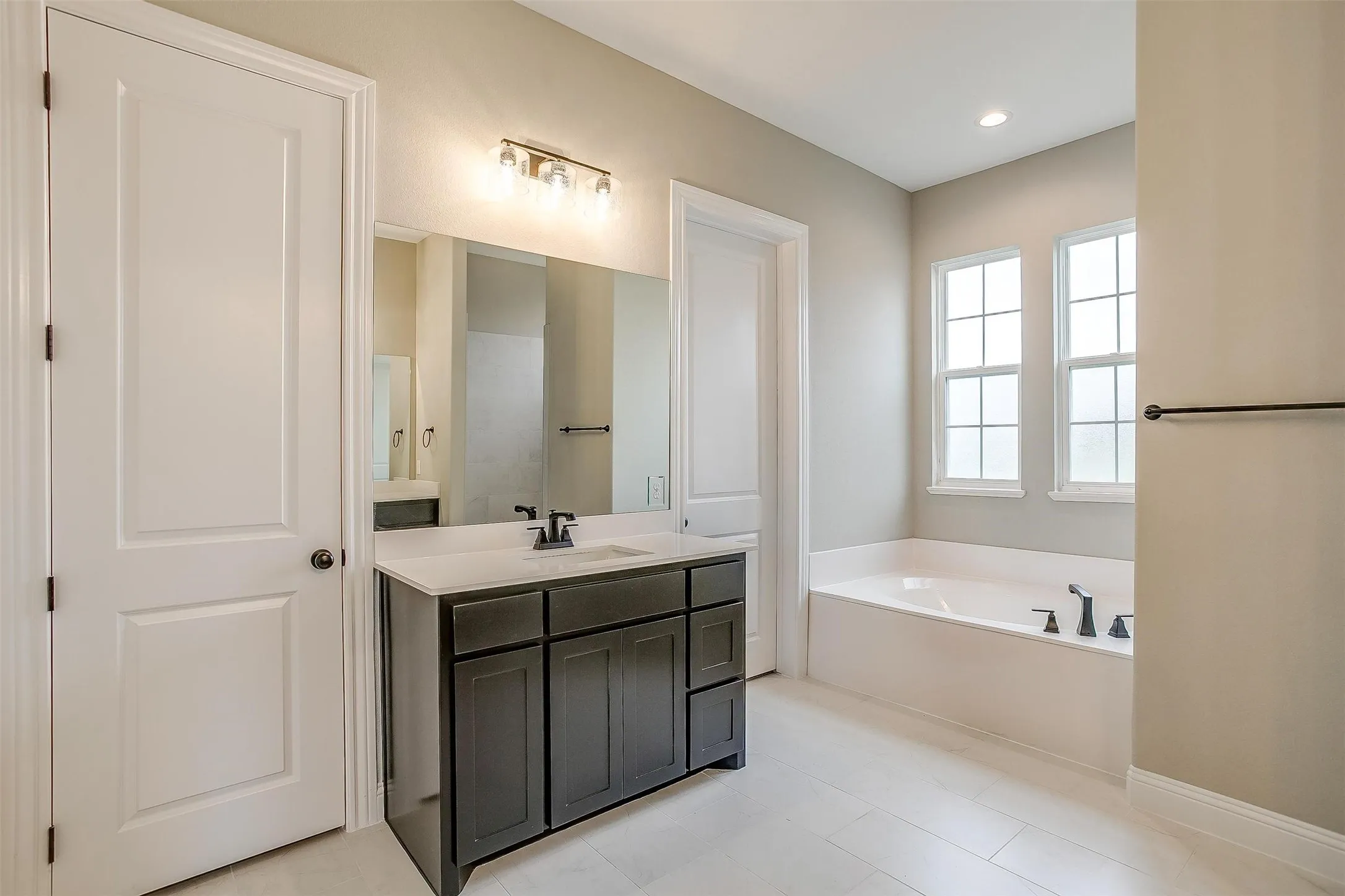 Single Family Residence For Sale in Tarrant County , 991 Hulen, Crowley, Texas 76036, 3 Bedroom, 3 Bathroom, 2 Garage spaces, 2,245 Sqft, built in 2023, mls#21311456, Real Estate Agent in Crowley, Homes For Sale in Tarrant county, Homes For Sale in Crowley, Realtor in Crowley Texas, Real Estate Brokerage Independent Realty Texas, Luminita Cordes Realtor