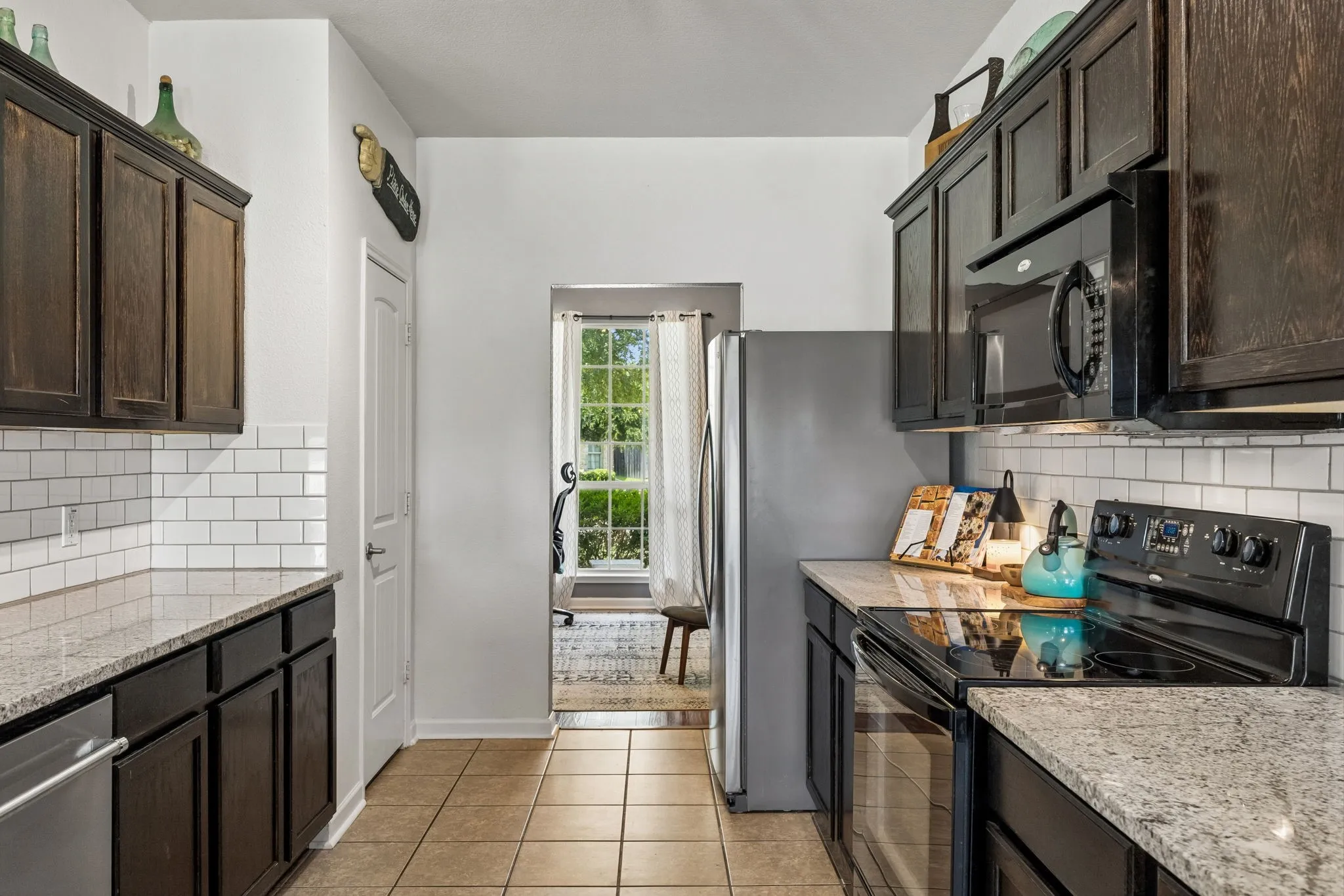 Single Family Residence For Sale in Collin County , 9705 Starfire Drive, Mc Kinney, Texas 75072, 4 Bedrooms, 3 Bathrooms, 2 Garage spaces, 2,283 Sqft, built in 2007, Price $479,000, mls#21310434, Real Estate Agent in Mc Kinney, Homes For Sale in Collin county, Homes For Sale in Mc Kinney, Realtor in Mc Kinney Texas, Real Estate Brokerage Independent Realty Texas, Luminita Cordes Realtor