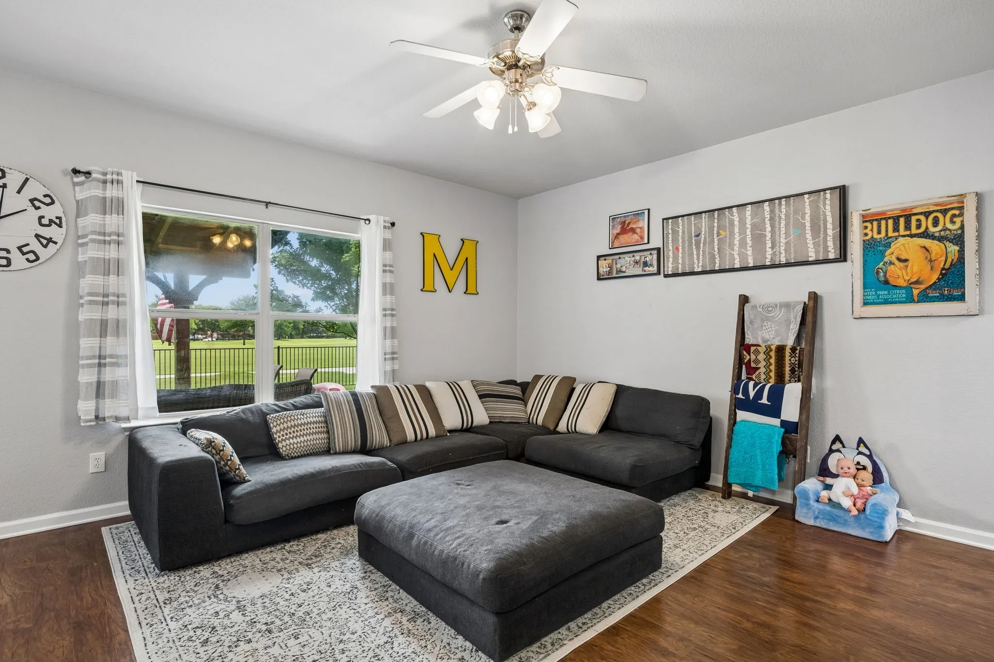 Single Family Residence For Sale in Collin County , 9705 Starfire Drive, Mc Kinney, Texas 75072, 4 Bedrooms, 3 Bathrooms, 2 Garage spaces, 2,283 Sqft, built in 2007, Price $479,000, mls#21310434, Real Estate Agent in Mc Kinney, Homes For Sale in Collin county, Homes For Sale in Mc Kinney, Realtor in Mc Kinney Texas, Real Estate Brokerage Independent Realty Texas, Luminita Cordes Realtor