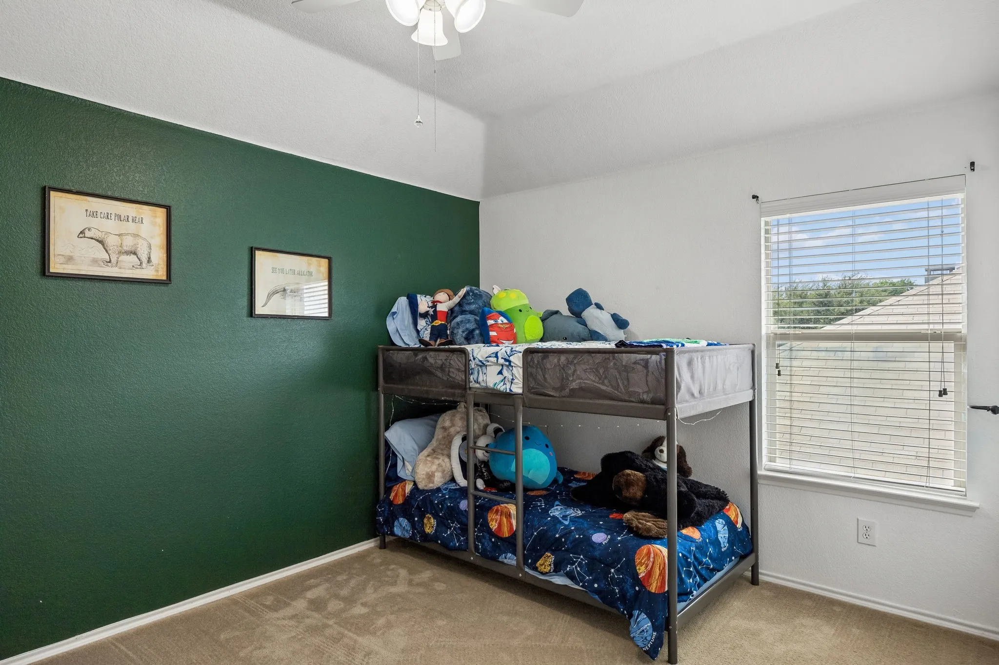 Single Family Residence For Sale in Collin County , 9705 Starfire Drive, Mc Kinney, Texas 75072, 4 Bedrooms, 3 Bathrooms, 2 Garage spaces, 2,283 Sqft, built in 2007, Price $479,000, mls#21310434, Real Estate Agent in Mc Kinney, Homes For Sale in Collin county, Homes For Sale in Mc Kinney, Realtor in Mc Kinney Texas, Real Estate Brokerage Independent Realty Texas, Luminita Cordes Realtor