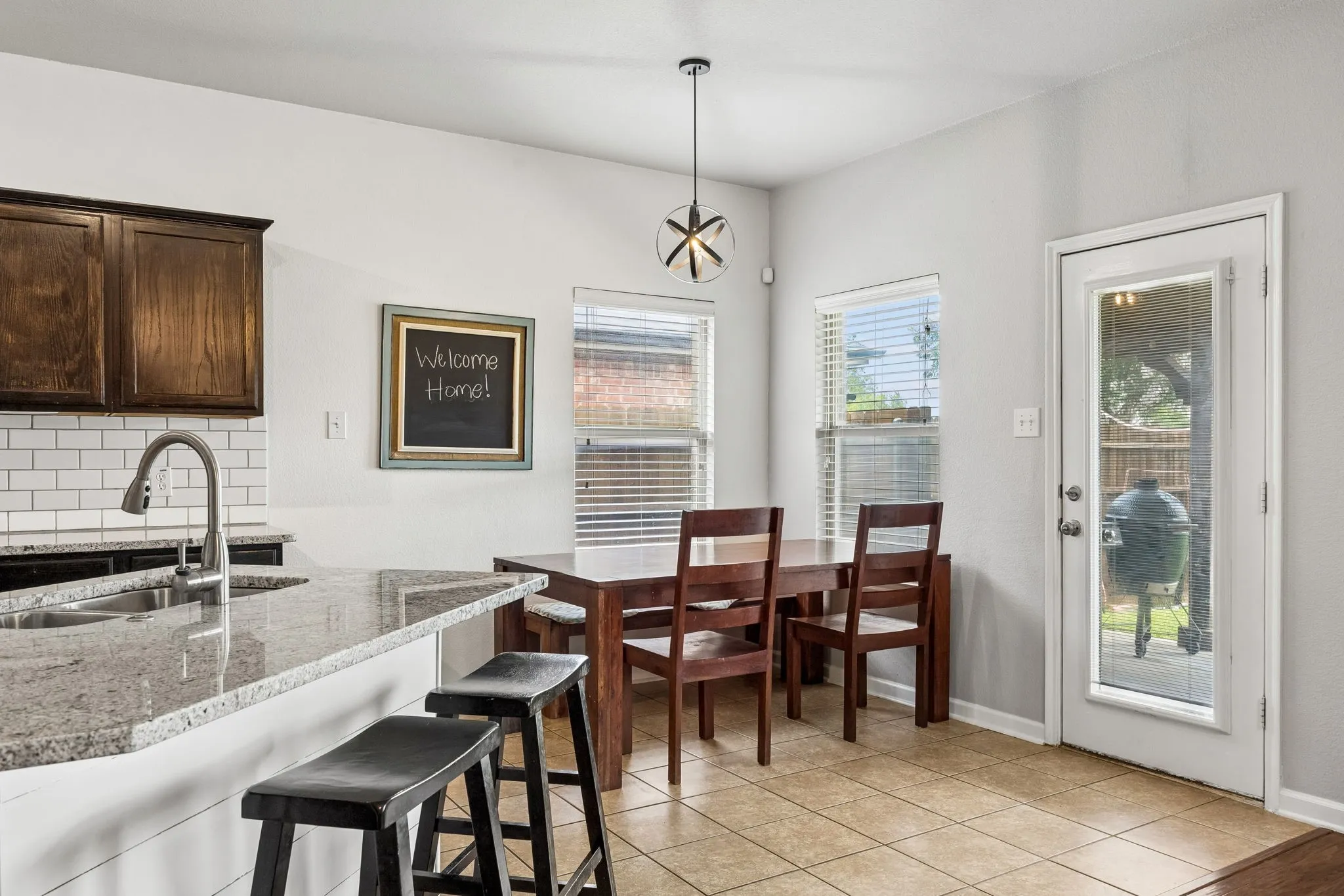 Single Family Residence For Sale in Collin County , 9705 Starfire Drive, Mc Kinney, Texas 75072, 4 Bedrooms, 3 Bathrooms, 2 Garage spaces, 2,283 Sqft, built in 2007, Price $479,000, mls#21310434, Real Estate Agent in Mc Kinney, Homes For Sale in Collin county, Homes For Sale in Mc Kinney, Realtor in Mc Kinney Texas, Real Estate Brokerage Independent Realty Texas, Luminita Cordes Realtor