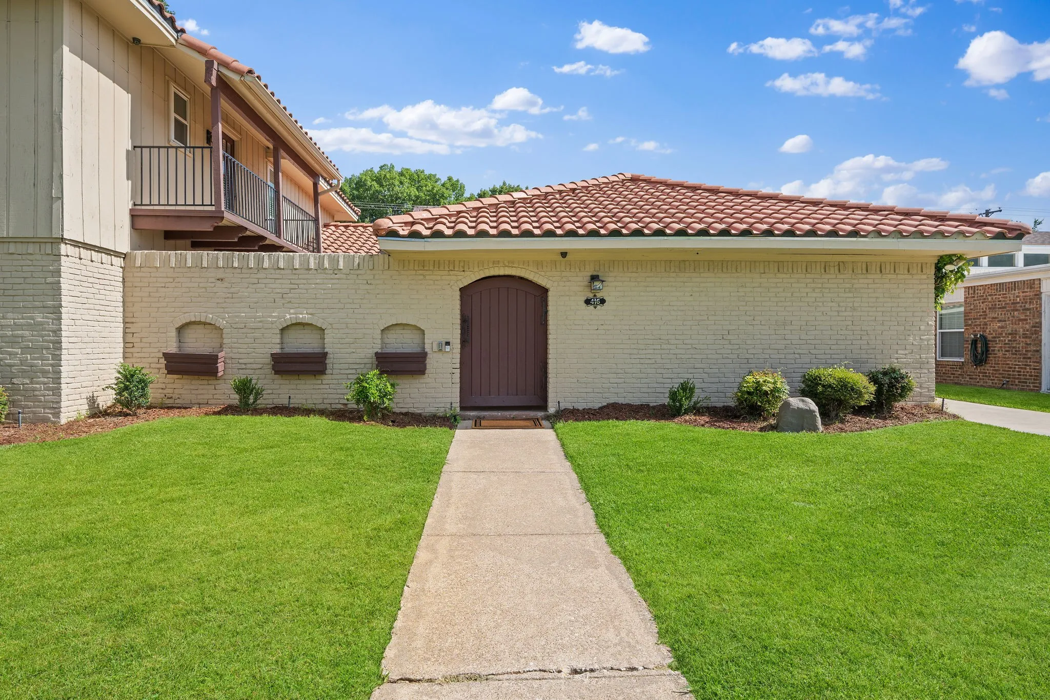 Single Family Residence For Sale in Collin County , 416 Forest Grove Drive, Richardson, Texas 75080, 4 Bedroom, 3 Bathroom, 2 Garage spaces, 2,429 Sqft, built in 1972, mls#21309870, Real Estate Agent in Richardson, Homes For Sale in Collin county, Homes For Sale in Richardson, Realtor in Richardson Texas, Real Estate Brokerage Independent Realty Texas, Luminita Cordes Realtor