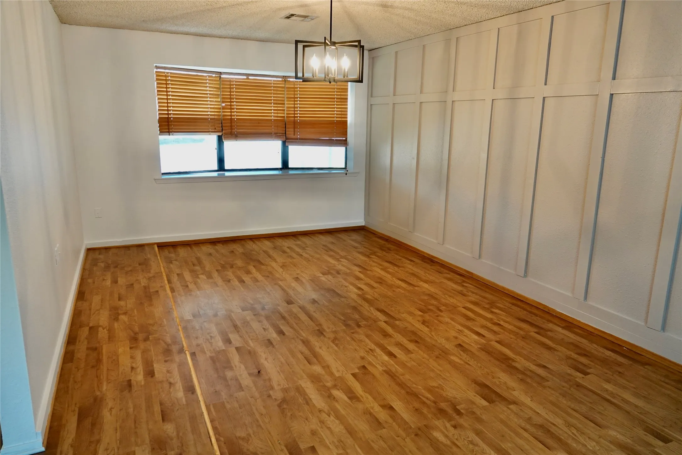 Single Family Residence For Sale in Mills County , 1402 & 1404 Allen Street, Goldthwaite, Texas 76844, 3 Bedrooms, 2 Bathrooms, Garage spaces, 1,410 Sqft, built in 1984, Price $183,900, mls#21294439, Real Estate Agent in Goldthwaite, Homes For Sale in Mills county, Homes For Sale in Goldthwaite, Realtor in Goldthwaite Texas, Real Estate Brokerage Independent Realty Texas, Luminita Cordes Realtor