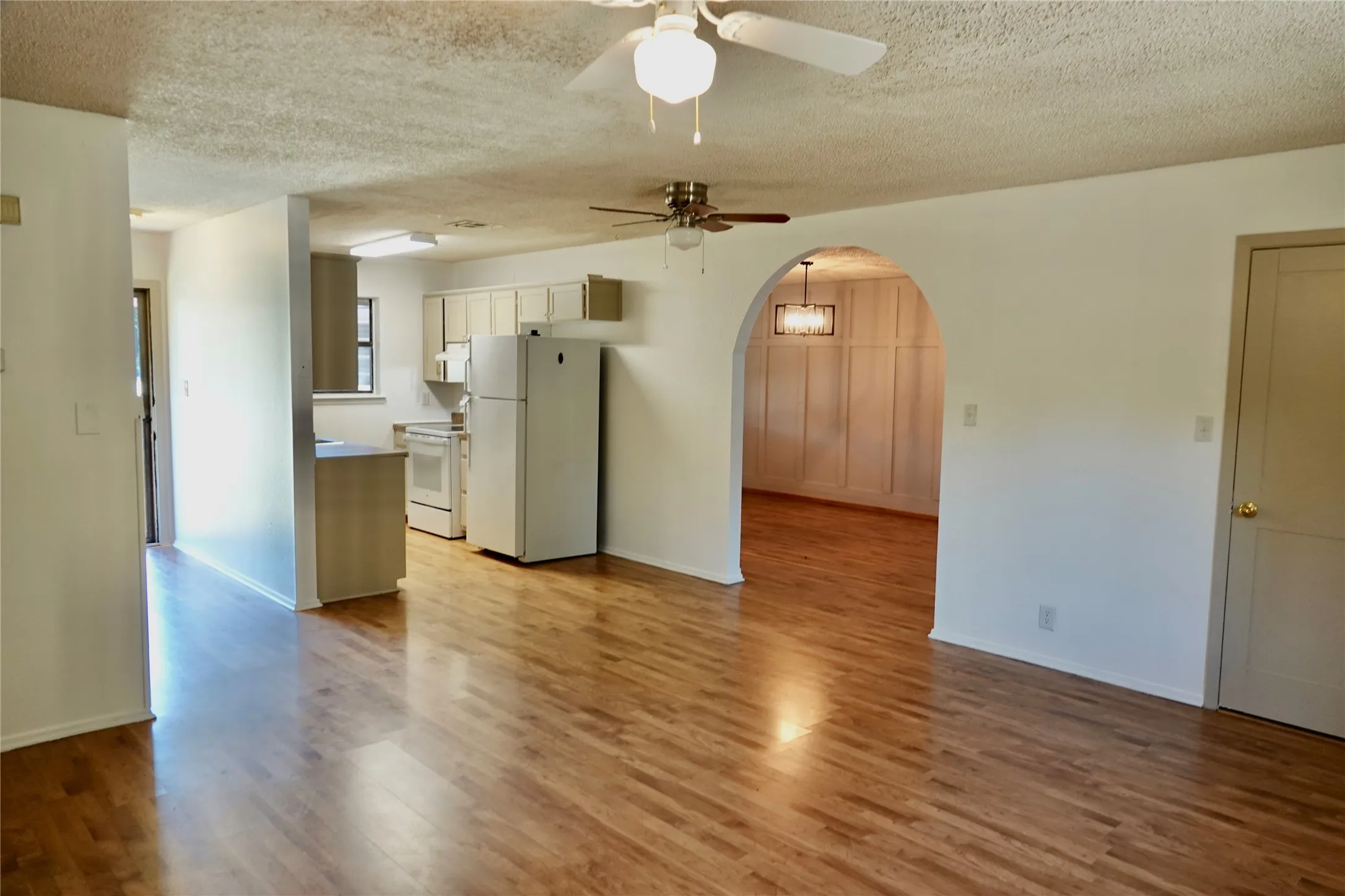 Single Family Residence For Sale in Mills County , 1402 & 1404 Allen Street, Goldthwaite, Texas 76844, 3 Bedrooms, 2 Bathrooms, Garage spaces, 1,410 Sqft, built in 1984, Price $183,900, mls#21294439, Real Estate Agent in Goldthwaite, Homes For Sale in Mills county, Homes For Sale in Goldthwaite, Realtor in Goldthwaite Texas, Real Estate Brokerage Independent Realty Texas, Luminita Cordes Realtor