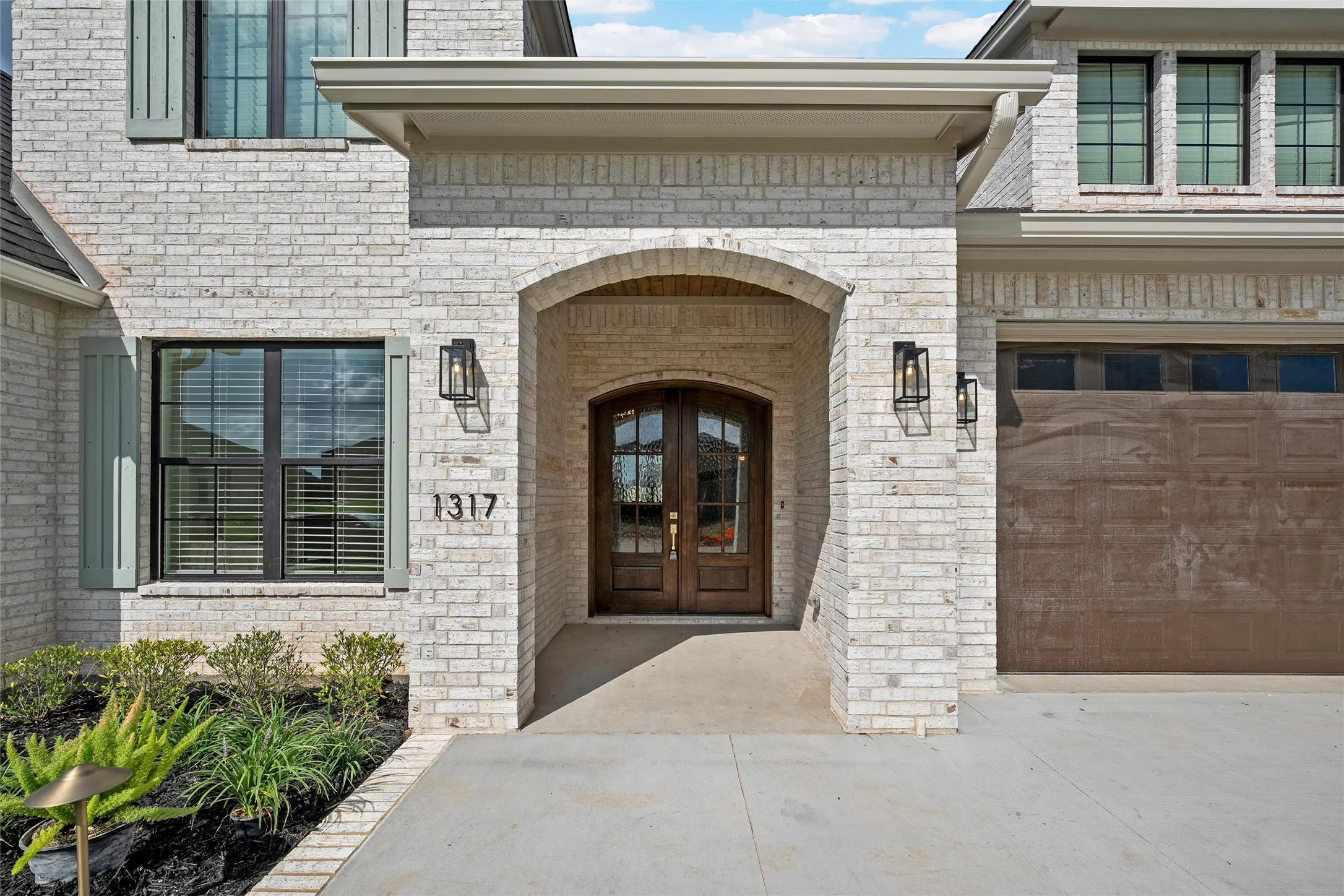 Single Family Residence For Sale in Mc Lennan County , 1317 Tahonta Drive, Hewitt, Texas 76643, 4 Bedroom, 4 Bathroom, 2 Garage spaces, 2,670 Sqft, built in 2026, mls#21311434, Real Estate Agent in Hewitt, Homes For Sale in Mc Lennan county, Homes For Sale in Hewitt, Realtor in Hewitt Texas, Real Estate Brokerage Independent Realty Texas, Luminita Cordes Realtor