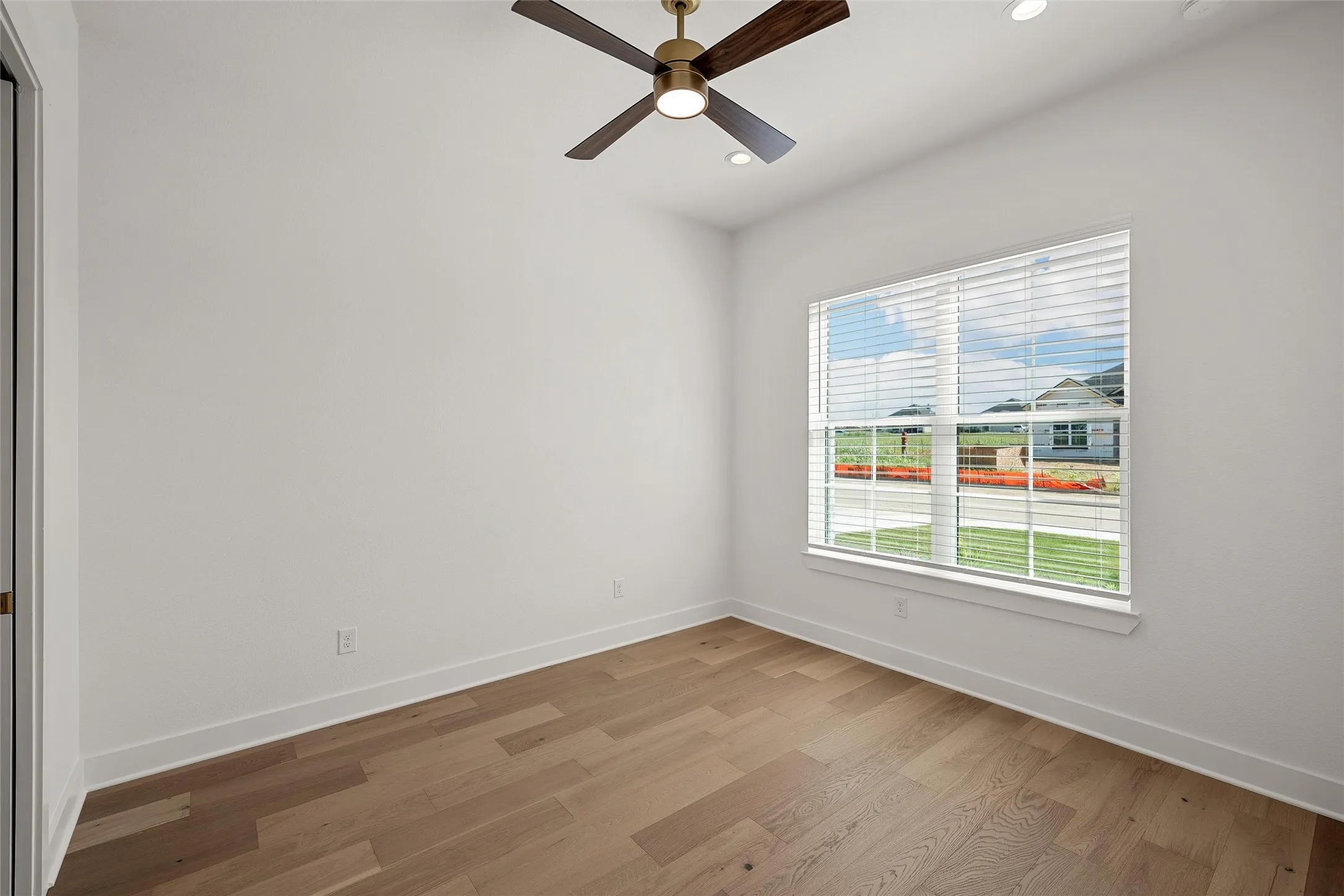 Single Family Residence For Sale in Mc Lennan County , 1317 Tahonta Drive, Hewitt, Texas 76643, 4 Bedroom, 4 Bathroom, 2 Garage spaces, 2,670 Sqft, built in 2026, mls#21311434, Real Estate Agent in Hewitt, Homes For Sale in Mc Lennan county, Homes For Sale in Hewitt, Realtor in Hewitt Texas, Real Estate Brokerage Independent Realty Texas, Luminita Cordes Realtor