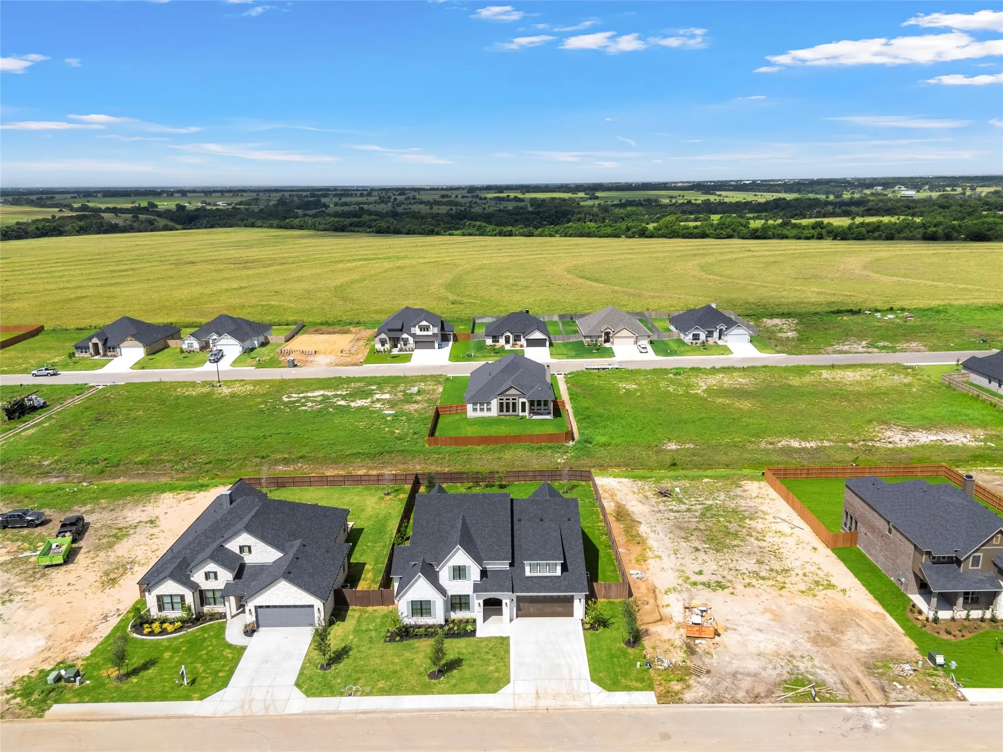 Single Family Residence For Sale in Mc Lennan County , 1317 Tahonta Drive, Hewitt, Texas 76643, 4 Bedroom, 4 Bathroom, 2 Garage spaces, 2,670 Sqft, built in 2026, mls#21311434, Real Estate Agent in Hewitt, Homes For Sale in Mc Lennan county, Homes For Sale in Hewitt, Realtor in Hewitt Texas, Real Estate Brokerage Independent Realty Texas, Luminita Cordes Realtor