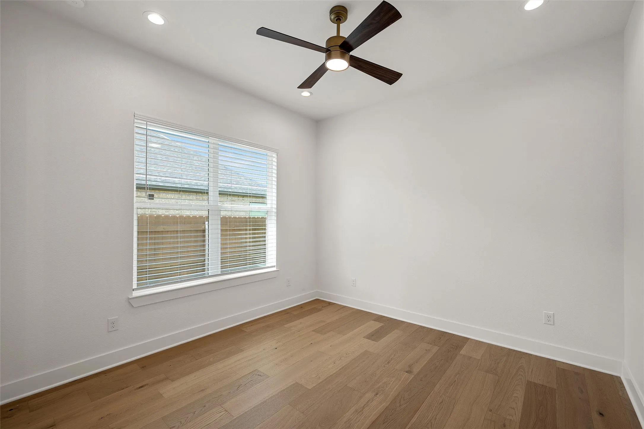 Single Family Residence For Sale in Mc Lennan County , 1317 Tahonta Drive, Hewitt, Texas 76643, 4 Bedroom, 4 Bathroom, 2 Garage spaces, 2,670 Sqft, built in 2026, mls#21311434, Real Estate Agent in Hewitt, Homes For Sale in Mc Lennan county, Homes For Sale in Hewitt, Realtor in Hewitt Texas, Real Estate Brokerage Independent Realty Texas, Luminita Cordes Realtor