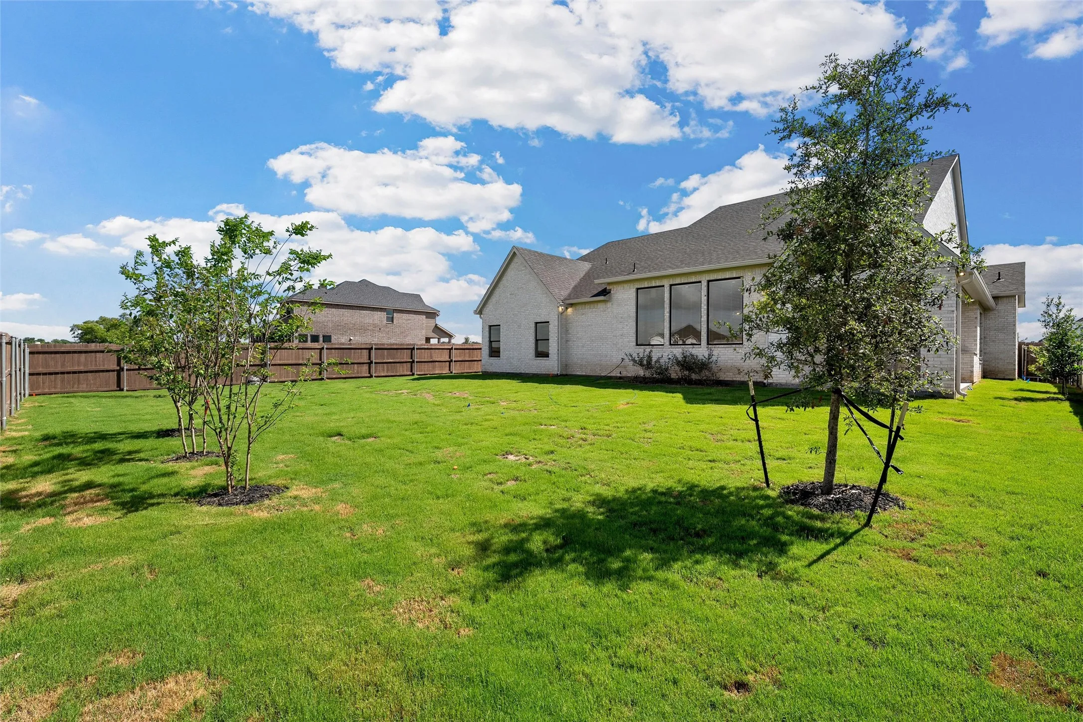Single Family Residence For Sale in Mc Lennan County , 1317 Tahonta Drive, Hewitt, Texas 76643, 4 Bedroom, 4 Bathroom, 2 Garage spaces, 2,670 Sqft, built in 2026, mls#21311434, Real Estate Agent in Hewitt, Homes For Sale in Mc Lennan county, Homes For Sale in Hewitt, Realtor in Hewitt Texas, Real Estate Brokerage Independent Realty Texas, Luminita Cordes Realtor