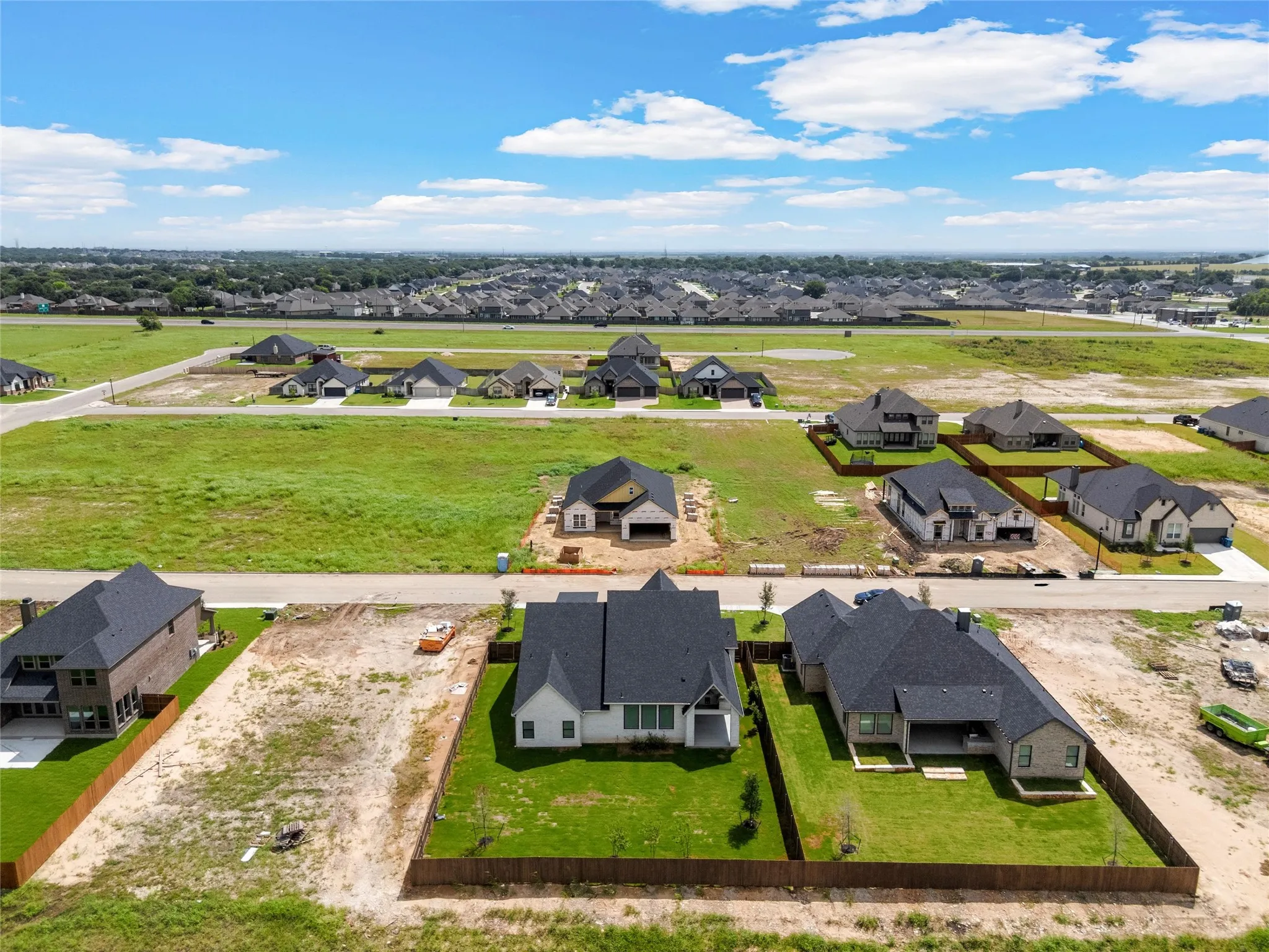 Single Family Residence For Sale in Mc Lennan County , 1317 Tahonta Drive, Hewitt, Texas 76643, 4 Bedroom, 4 Bathroom, 2 Garage spaces, 2,670 Sqft, built in 2026, mls#21311434, Real Estate Agent in Hewitt, Homes For Sale in Mc Lennan county, Homes For Sale in Hewitt, Realtor in Hewitt Texas, Real Estate Brokerage Independent Realty Texas, Luminita Cordes Realtor