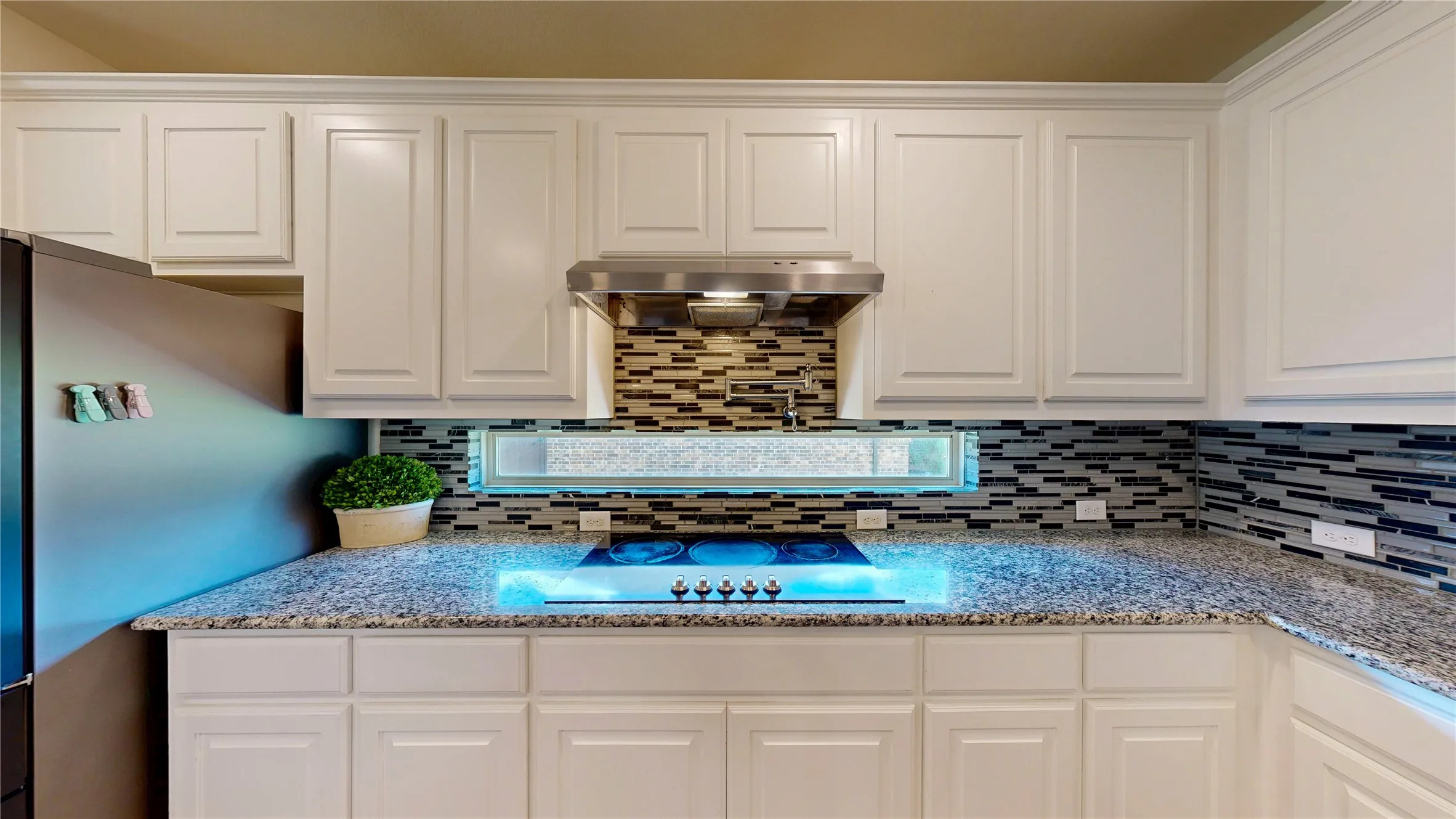Single Family Residence For Sale in Ellis County , 104 Balsam Drive, Red Oak, Texas 75154, 5 Bedroom, 4 Bathroom, 2 Garage spaces, 3,404 Sqft, built in 2020, mls#21293098, Real Estate Agent in Red Oak, Homes For Sale in Ellis county, Homes For Sale in Red Oak, Realtor in Red Oak Texas, Real Estate Brokerage Independent Realty Texas, Luminita Cordes Realtor