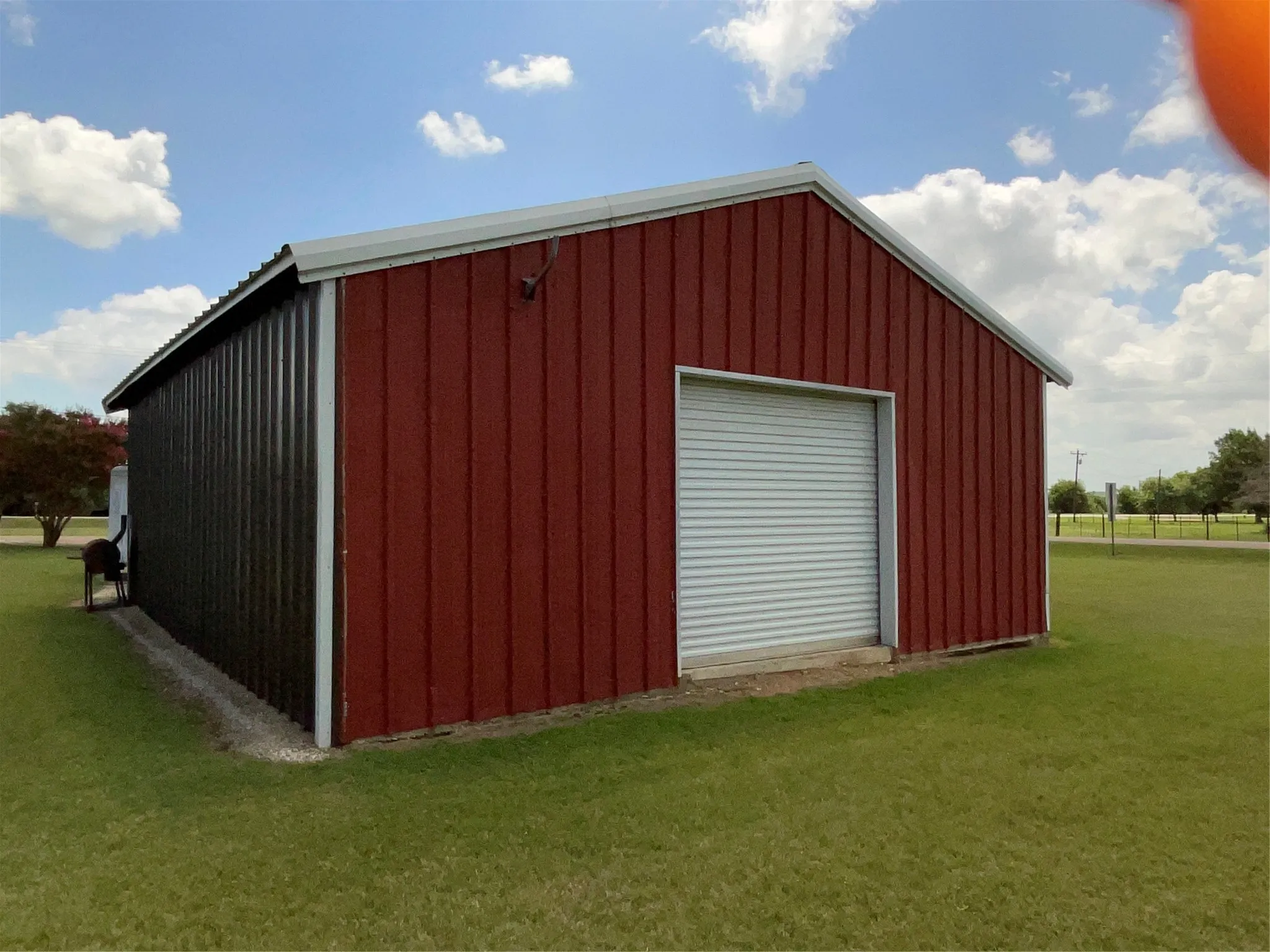 Single Family Residence For Sale in Mc Lennan County , 14261 Wortham Bend Road, China Spring, Texas 76633, 3 Bedroom, 2 Bathroom, 4 Garage spaces, 1,676 Sqft, built in 1977, mls#21300659, Real Estate Agent in China Spring, Homes For Sale in Mc Lennan county, Homes For Sale in China Spring, Realtor in China Spring Texas, Real Estate Brokerage Independent Realty Texas, Luminita Cordes Realtor