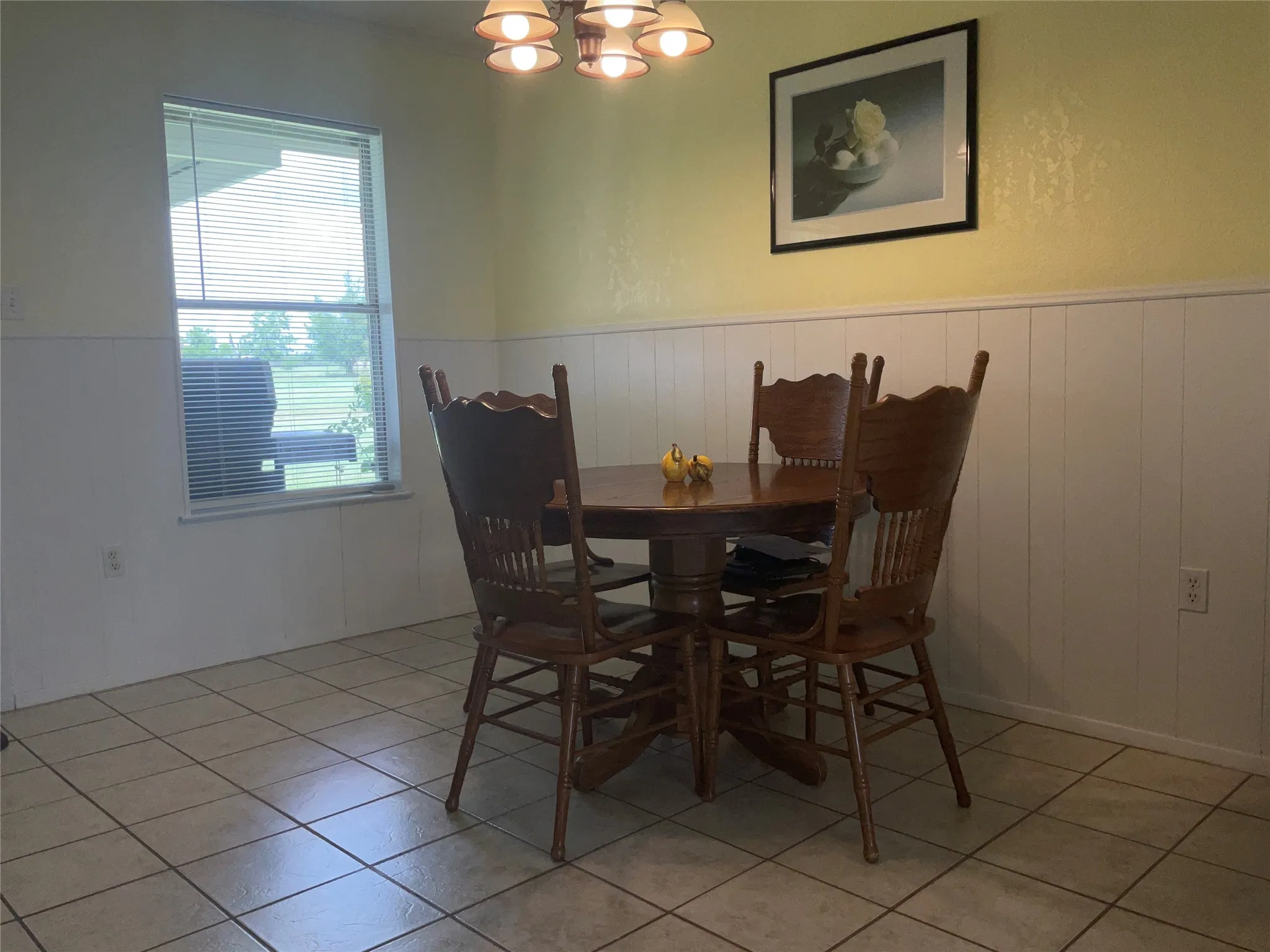 Single Family Residence For Sale in Mc Lennan County , 14261 Wortham Bend Road, China Spring, Texas 76633, 3 Bedroom, 2 Bathroom, 4 Garage spaces, 1,676 Sqft, built in 1977, mls#21300659, Real Estate Agent in China Spring, Homes For Sale in Mc Lennan county, Homes For Sale in China Spring, Realtor in China Spring Texas, Real Estate Brokerage Independent Realty Texas, Luminita Cordes Realtor