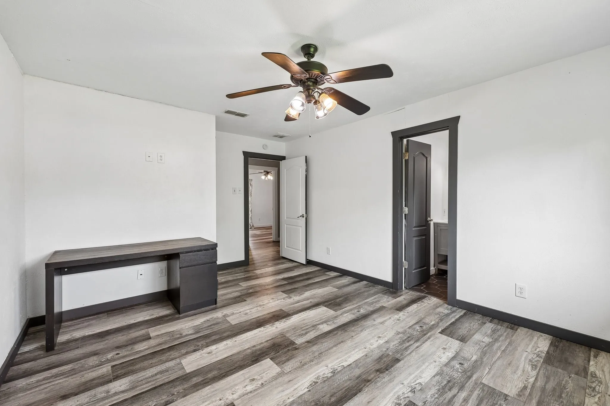 Single Family Residence For Sale in Denton County , 2033 Rose Hill Road, Carrollton, Texas 75007, 4 Bedroom, 2 Bathroom, Garage spaces, 1,592 Sqft, built in 1974, mls#21291919, Real Estate Agent in Carrollton, Homes For Sale in Denton county, Homes For Sale in Carrollton, Realtor in Carrollton Texas, Real Estate Brokerage Independent Realty Texas, Luminita Cordes Realtor