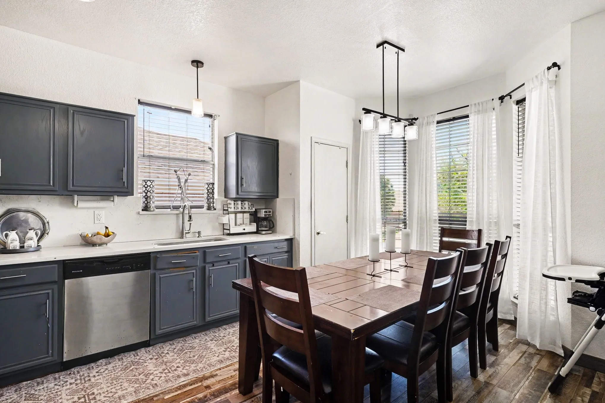 Single Family Residence For Sale in Tarrant County , 9936 Blue Bell Drive, Fort Worth, Texas 76108, 3 Bedroom, 2 Bathroom, 2 Garage spaces, 1,469 Sqft, built in 2004, mls#21311523, Real Estate Agent in Fort Worth, Homes For Sale in Tarrant county, Homes For Sale in Fort Worth, Realtor in Fort Worth Texas, Real Estate Brokerage Independent Realty Texas, Luminita Cordes Realtor