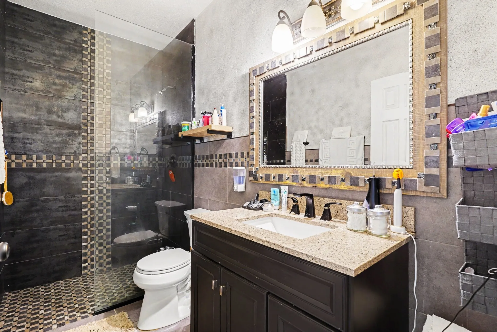 Single Family Residence For Sale in Tarrant County , 9936 Blue Bell Drive, Fort Worth, Texas 76108, 3 Bedroom, 2 Bathroom, 2 Garage spaces, 1,469 Sqft, built in 2004, mls#21311523, Real Estate Agent in Fort Worth, Homes For Sale in Tarrant county, Homes For Sale in Fort Worth, Realtor in Fort Worth Texas, Real Estate Brokerage Independent Realty Texas, Luminita Cordes Realtor