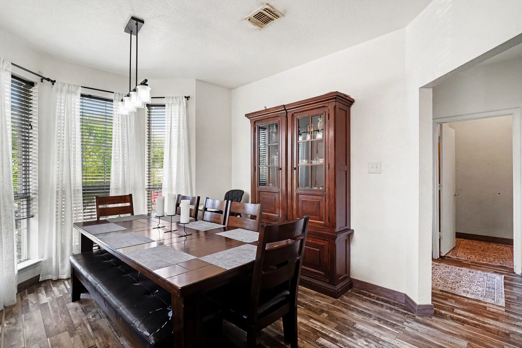 Single Family Residence For Sale in Tarrant County , 9936 Blue Bell Drive, Fort Worth, Texas 76108, 3 Bedroom, 2 Bathroom, 2 Garage spaces, 1,469 Sqft, built in 2004, mls#21311523, Real Estate Agent in Fort Worth, Homes For Sale in Tarrant county, Homes For Sale in Fort Worth, Realtor in Fort Worth Texas, Real Estate Brokerage Independent Realty Texas, Luminita Cordes Realtor