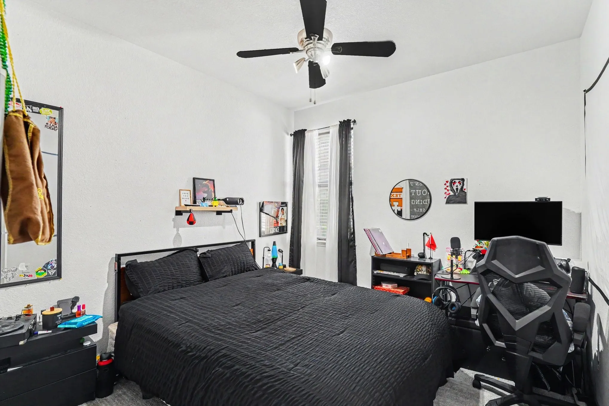 Single Family Residence For Sale in Tarrant County , 9936 Blue Bell Drive, Fort Worth, Texas 76108, 3 Bedroom, 2 Bathroom, 2 Garage spaces, 1,469 Sqft, built in 2004, mls#21311523, Real Estate Agent in Fort Worth, Homes For Sale in Tarrant county, Homes For Sale in Fort Worth, Realtor in Fort Worth Texas, Real Estate Brokerage Independent Realty Texas, Luminita Cordes Realtor