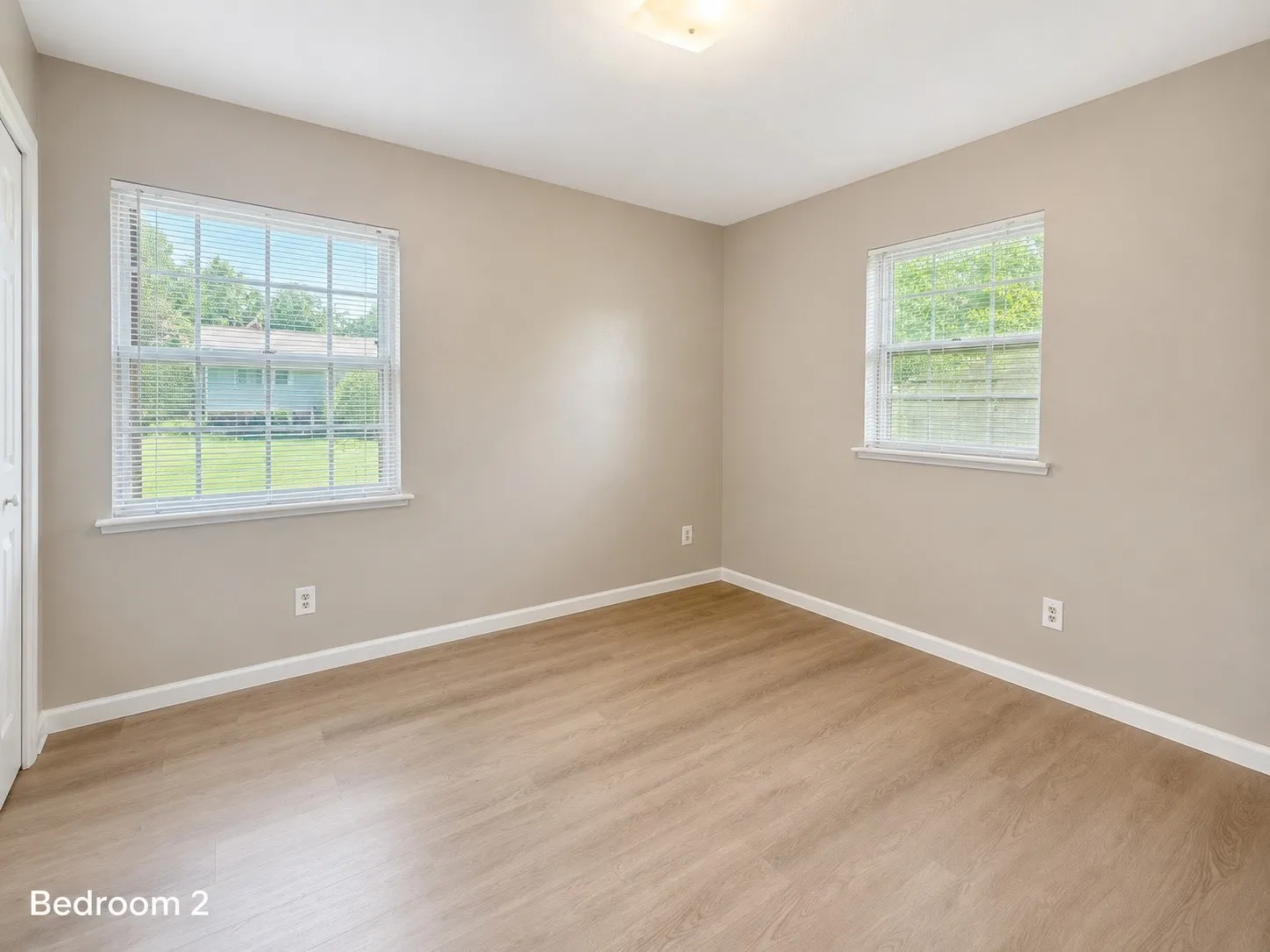 Single Family Residence For Sale in Dallas County , 14415 Ablon Drive, Farmers Branch, Texas 75234, 4 Bedroom, 3 Bathroom, 2 Garage spaces, 1,796 Sqft, built in 1963, mls#21309602, Real Estate Agent in Farmers Branch, Homes For Sale in Dallas county, Homes For Sale in Farmers Branch, Realtor in Farmers Branch Texas, Real Estate Brokerage Independent Realty Texas, Luminita Cordes Realtor