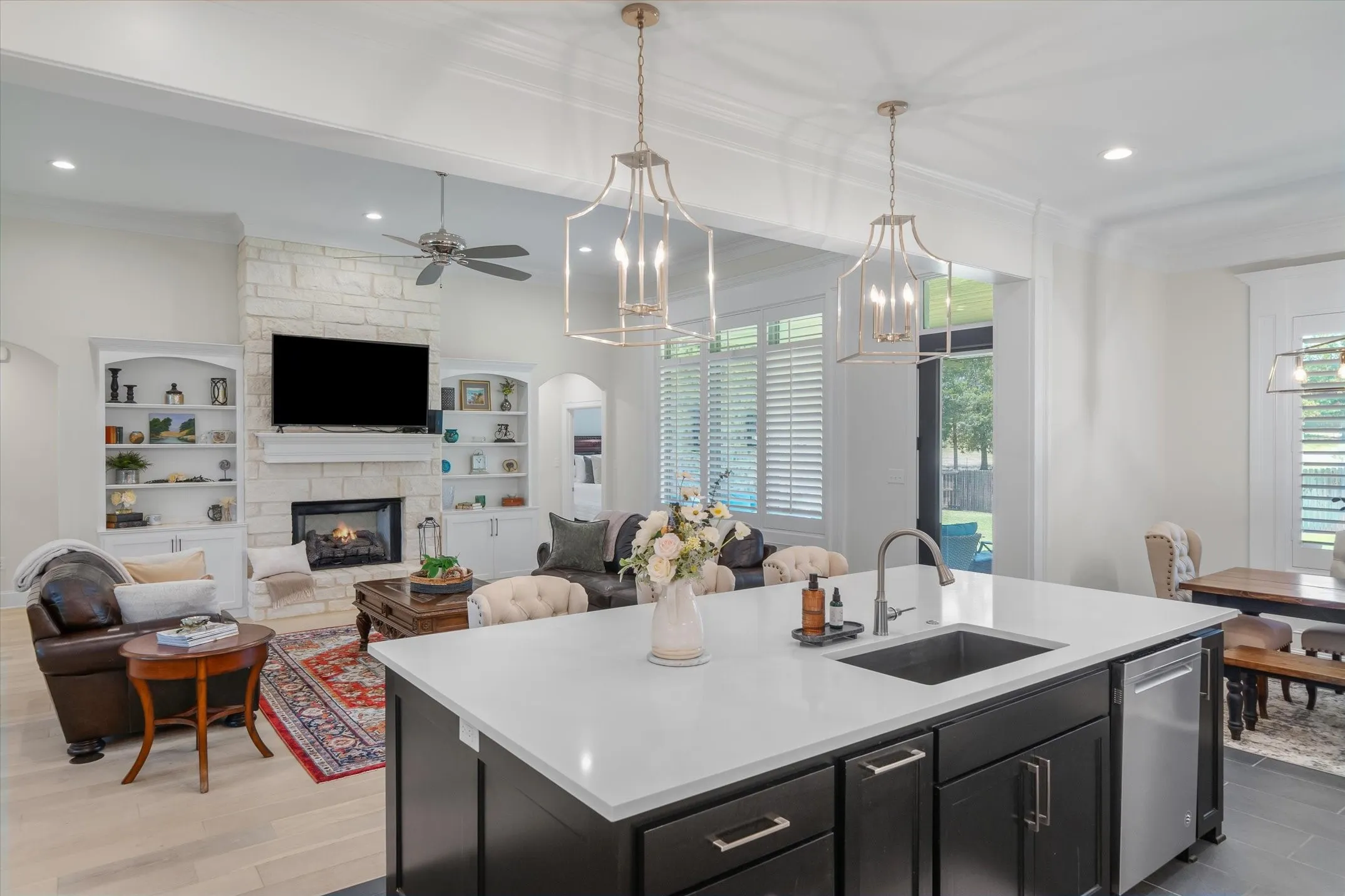 Single Family Residence For Sale in Wood County , 196 County Road 2309, Mineola, Texas 75773, 4 Bedroom, 3 Bathroom, 2 Garage spaces, 2,517 Sqft, built in 2020, mls#21309686, Real Estate Agent in Mineola, Homes For Sale in Wood county, Homes For Sale in Mineola, Realtor in Mineola Texas, Real Estate Brokerage Independent Realty Texas, Luminita Cordes Realtor