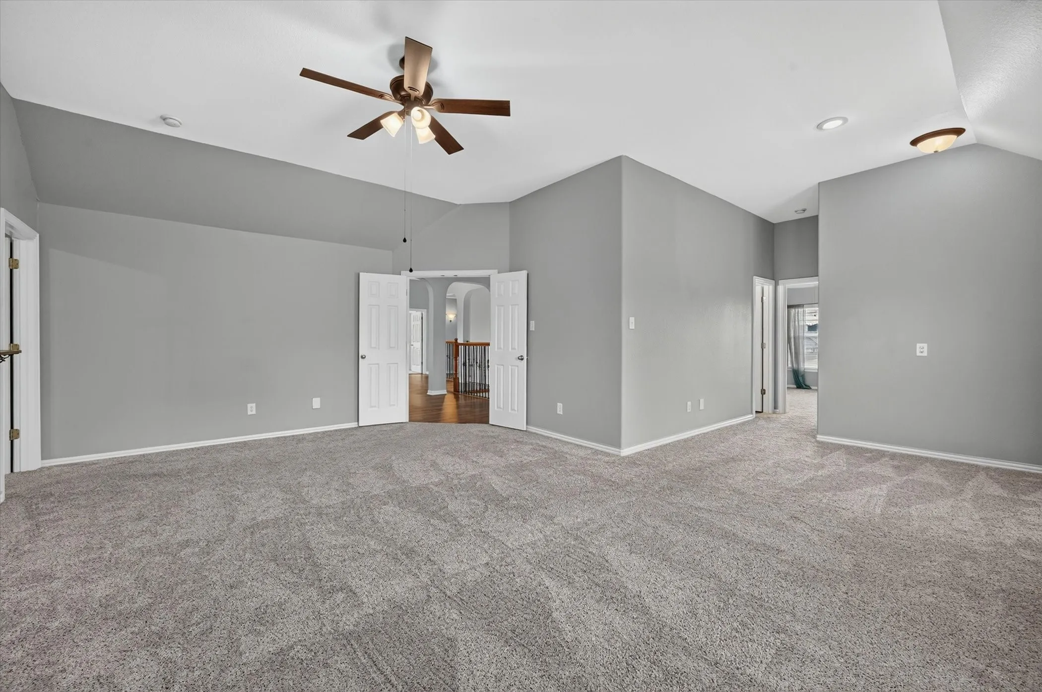 Single Family Residence For Sale in Tarrant County , 10341 Brunston Road, Fort Worth, Texas 76244, 6 Bedroom, 5 Bathroom, 3 Garage spaces, 4,266 Sqft, built in 2007, mls#21311552, Real Estate Agent in Fort Worth, Homes For Sale in Tarrant county, Homes For Sale in Fort Worth, Realtor in Fort Worth Texas, Real Estate Brokerage Independent Realty Texas, Luminita Cordes Realtor