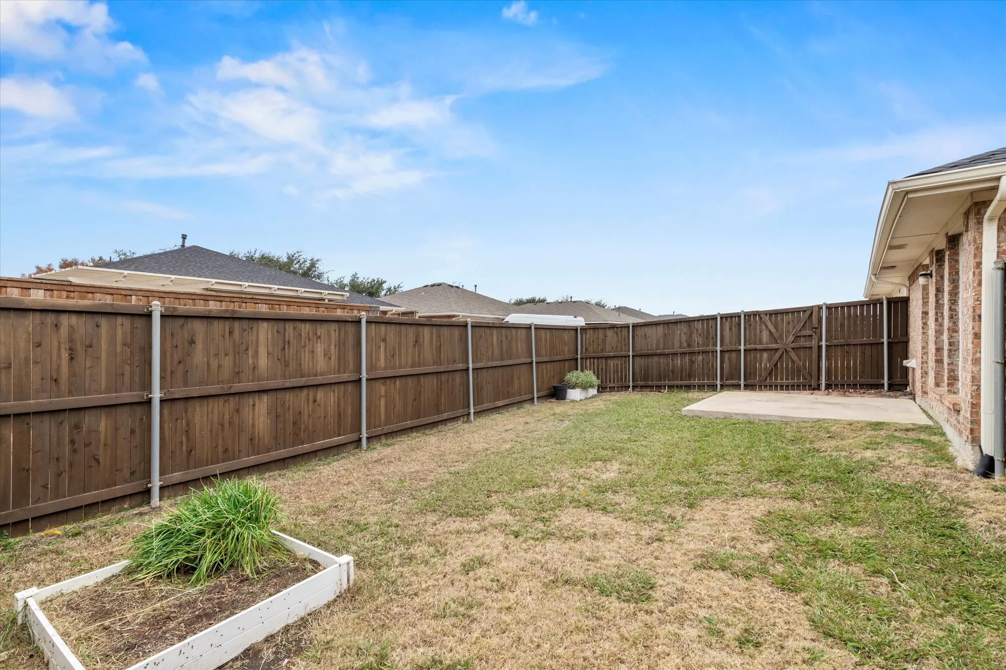 Single Family Residence For Sale in Denton County , 4143 Sun King Lane, Frisco, Texas 75033, 3 Bedroom, 2 Bathroom, 2 Garage spaces, 2,184 Sqft, built in 2004, mls#21308852, Real Estate Agent in Frisco, Homes For Sale in Denton county, Homes For Sale in Frisco, Realtor in Frisco Texas, Real Estate Brokerage Independent Realty Texas, Luminita Cordes Realtor