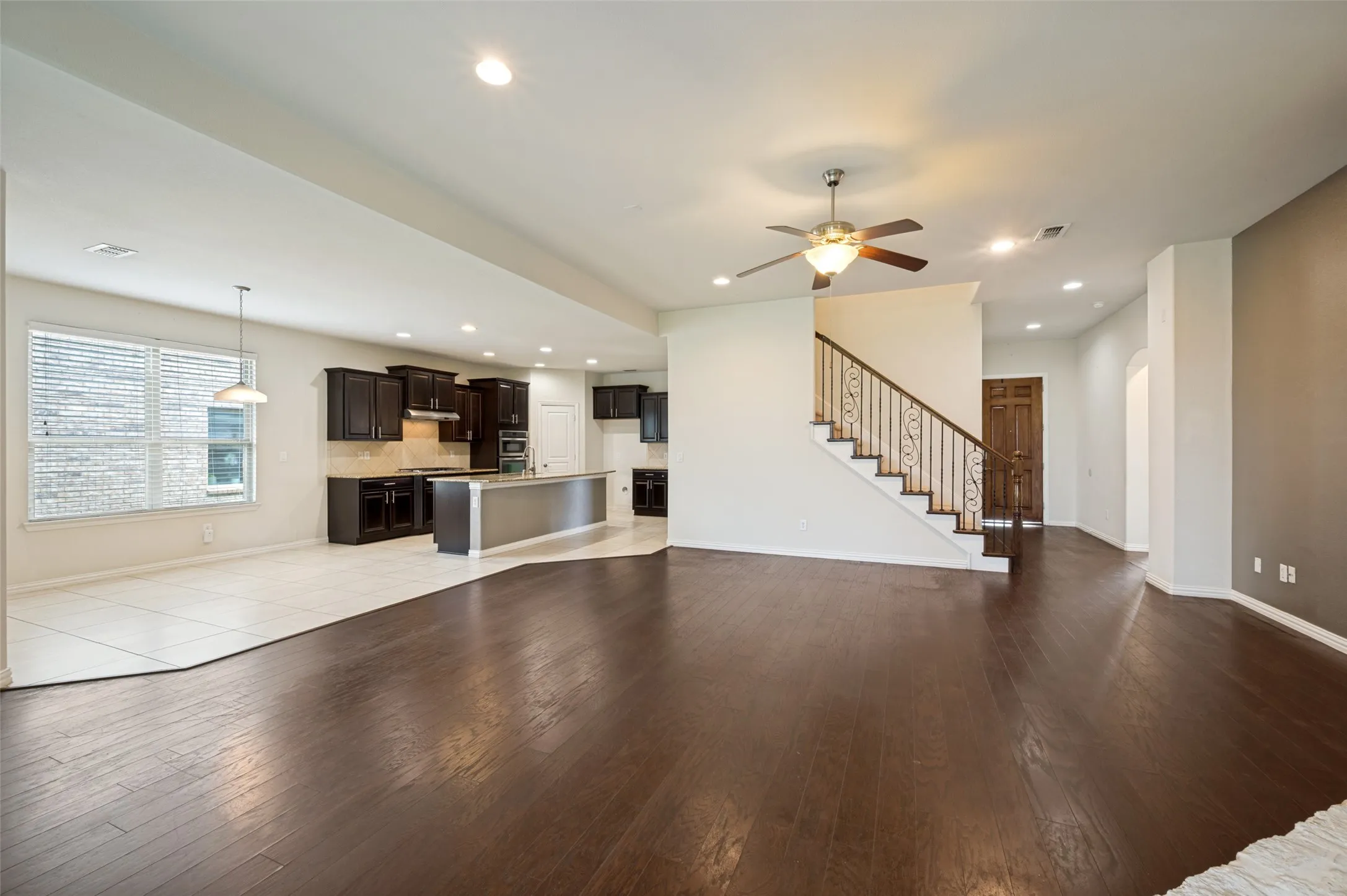 Single Family Residence For Rent in Denton County , 673 Revalen Lane, Frisco, Texas 75036, 4 Bedroom, 3 Bathroom, 2 Garage spaces, 2,941 Sqft, built in 2013, mls#21311114, Real Estate Agent in Frisco, Homes For Rent in Denton county, Homes For Rent in Frisco, Realtor in Frisco Texas, Real Estate Brokerage Independent Realty Texas, Luminita Cordes Realtor
