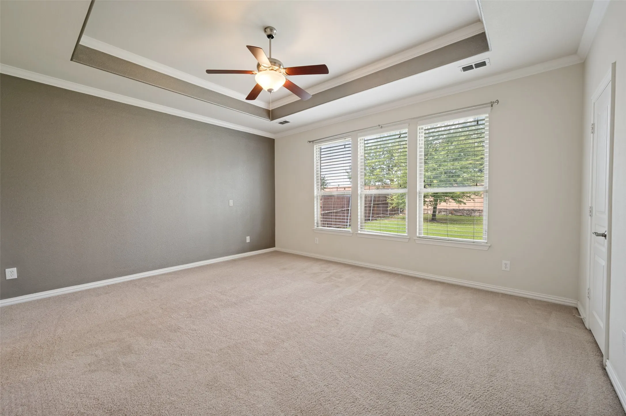 Single Family Residence For Rent in Denton County , 673 Revalen Lane, Frisco, Texas 75036, 4 Bedroom, 3 Bathroom, 2 Garage spaces, 2,941 Sqft, built in 2013, mls#21311114, Real Estate Agent in Frisco, Homes For Rent in Denton county, Homes For Rent in Frisco, Realtor in Frisco Texas, Real Estate Brokerage Independent Realty Texas, Luminita Cordes Realtor