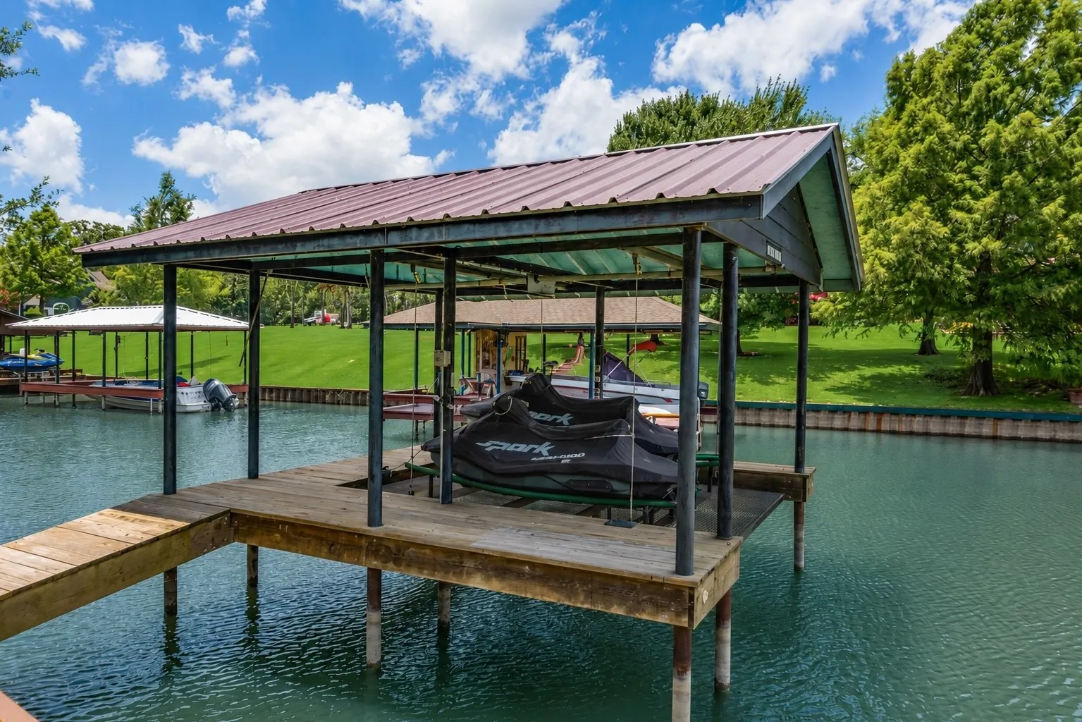 Improved Land For Sale in Freestone County , 111 Bull Run Drive, Streetman, Texas 75859, 0, 0, Garage spaces, 0 Sqft, built in 0, mls#21310737, Real Estate Agent in Streetman, Homes For Sale in Freestone county, Homes For Sale in Streetman, Realtor in Streetman Texas, Real Estate Brokerage Independent Realty Texas, Luminita Cordes Realtor