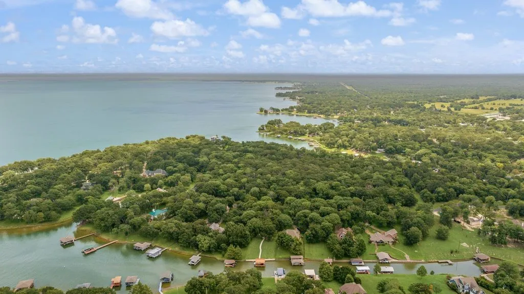 Improved Land For Sale in Freestone County , 111 Bull Run Drive, Streetman, Texas 75859, 0, 0, Garage spaces, 0 Sqft, built in 0, mls#21310737, Real Estate Agent in Streetman, Homes For Sale in Freestone county, Homes For Sale in Streetman, Realtor in Streetman Texas, Real Estate Brokerage Independent Realty Texas, Luminita Cordes Realtor