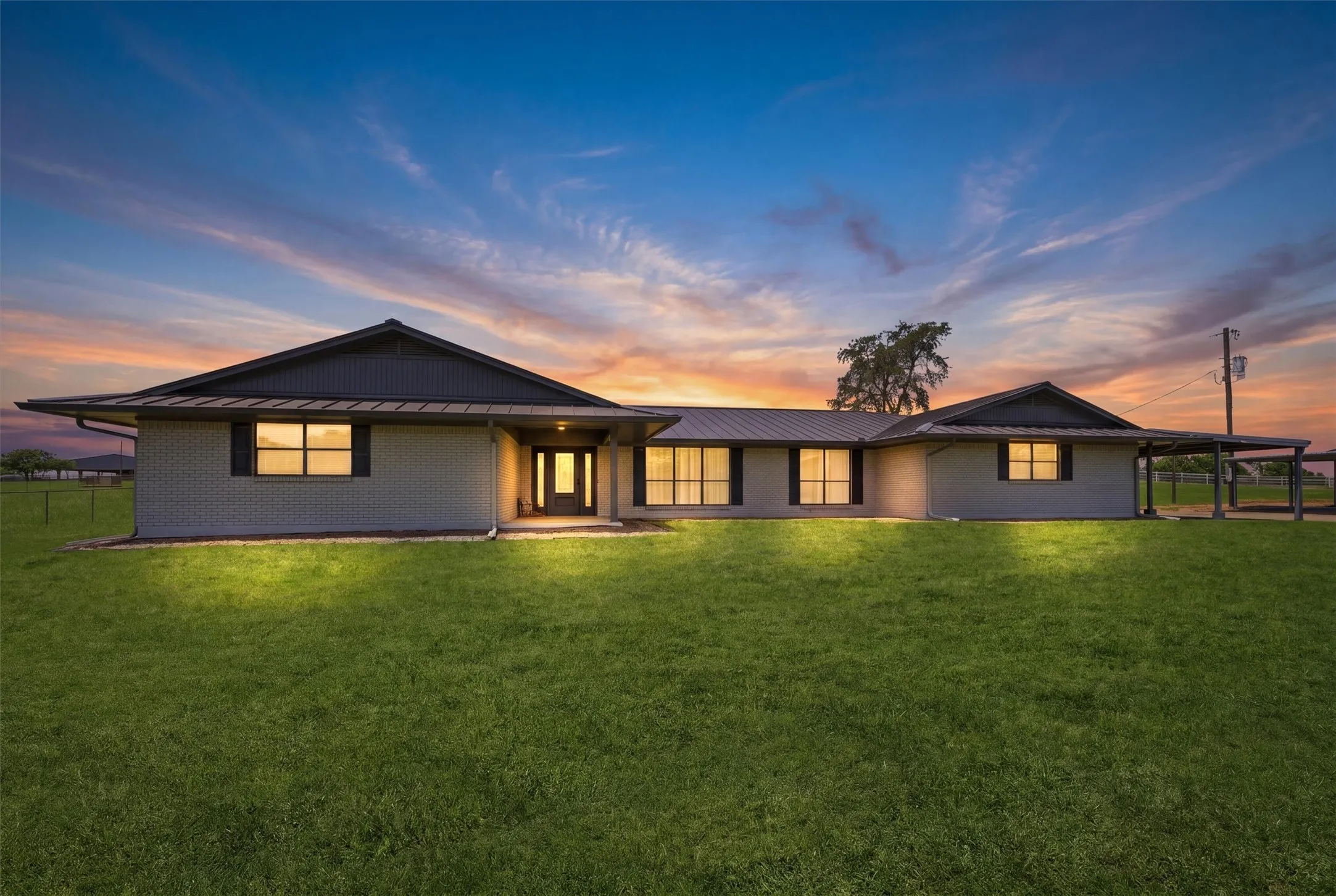 Texas sunsets and a peaceful lifestyle await you in this large, remodeled country home.