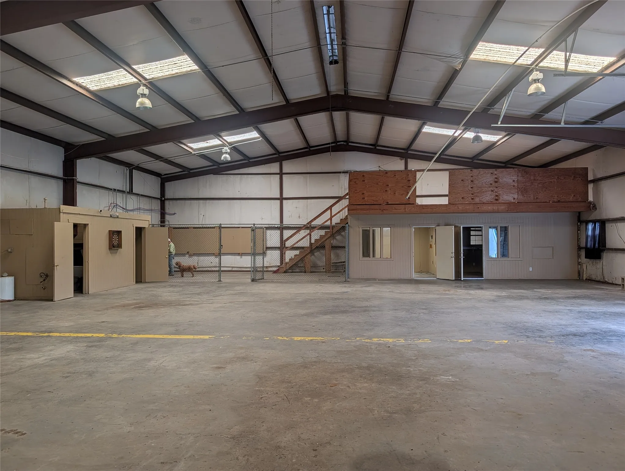 Warehouse For Sale in Freestone County , 375 Interstate 45 N, Fairfield, Texas 75840, 0, 0, Garage spaces, 0 Sqft, built in 1975, Price $1,450,000, mls#21311517, Real Estate Agent in Fairfield, Homes For Sale in Freestone county, Homes For Sale in Fairfield, Realtor in Fairfield Texas, Real Estate Brokerage Independent Realty Texas, Luminita Cordes Realtor
