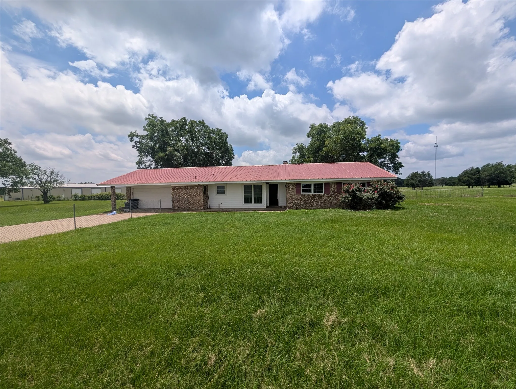 Warehouse For Sale in Freestone County , 375 Interstate 45 N, Fairfield, Texas 75840, 0, 0, Garage spaces, 0 Sqft, built in 1975, Price $1,450,000, mls#21311517, Real Estate Agent in Fairfield, Homes For Sale in Freestone county, Homes For Sale in Fairfield, Realtor in Fairfield Texas, Real Estate Brokerage Independent Realty Texas, Luminita Cordes Realtor