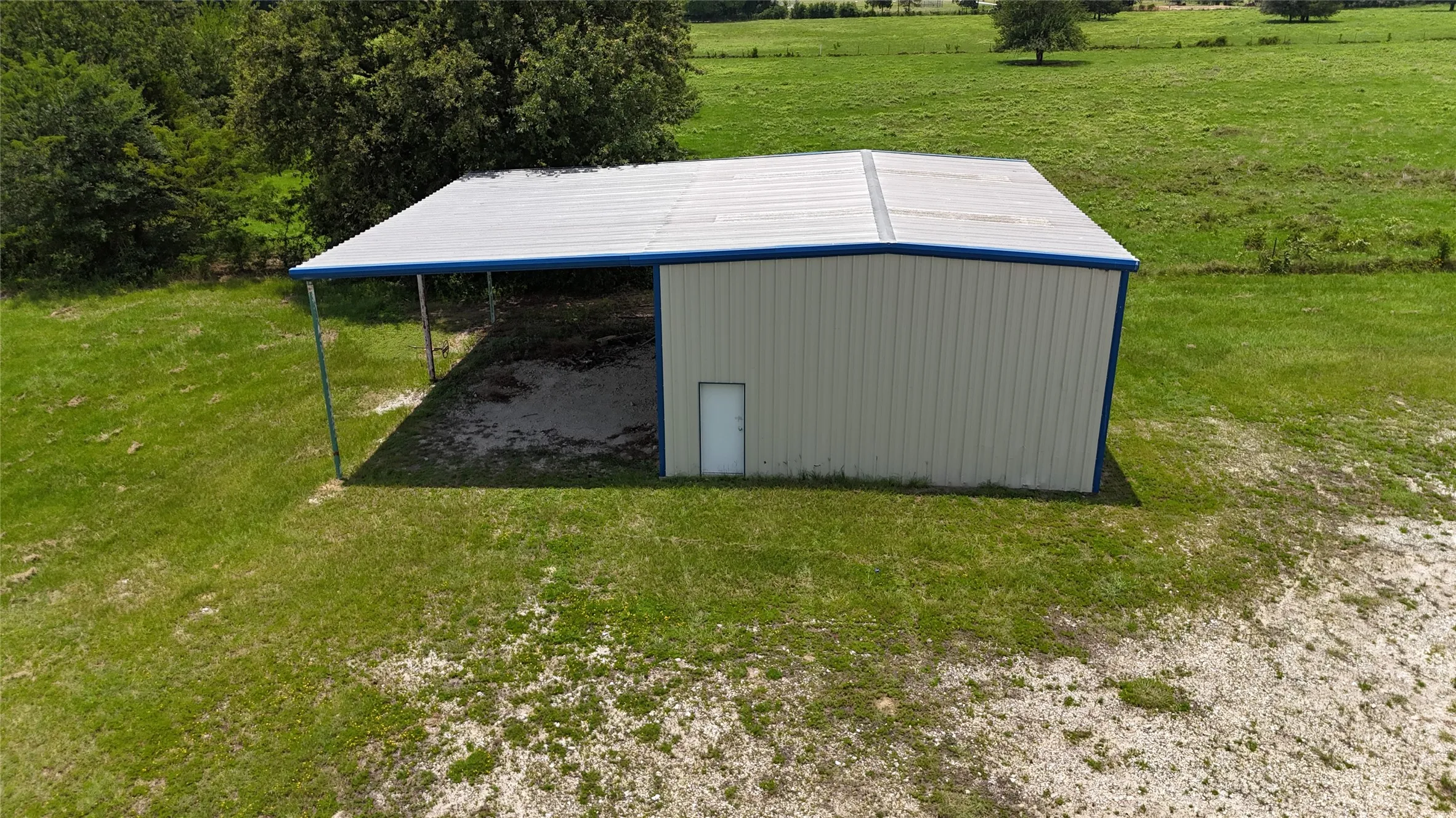 Warehouse For Sale in Freestone County , 375 Interstate 45 N, Fairfield, Texas 75840, 0, 0, Garage spaces, 0 Sqft, built in 1975, Price $1,450,000, mls#21311517, Real Estate Agent in Fairfield, Homes For Sale in Freestone county, Homes For Sale in Fairfield, Realtor in Fairfield Texas, Real Estate Brokerage Independent Realty Texas, Luminita Cordes Realtor